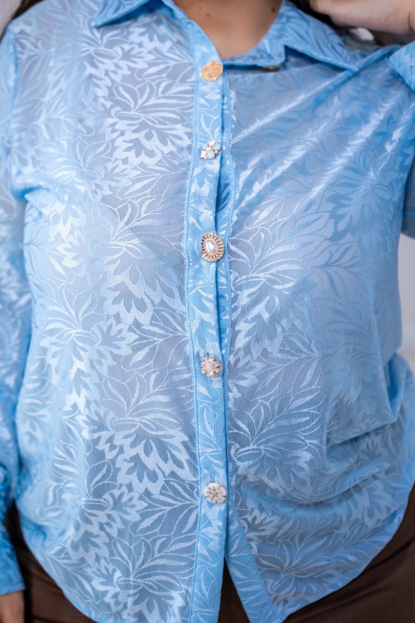 Blusa Curvy Mesh Manga Larga Estampado Floral Azul Cielo