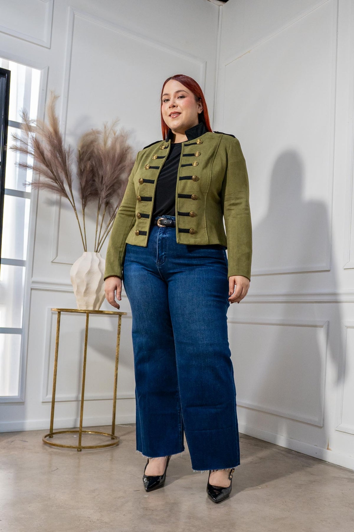 Jacket Curvy Militar Botones Dorados Olivo