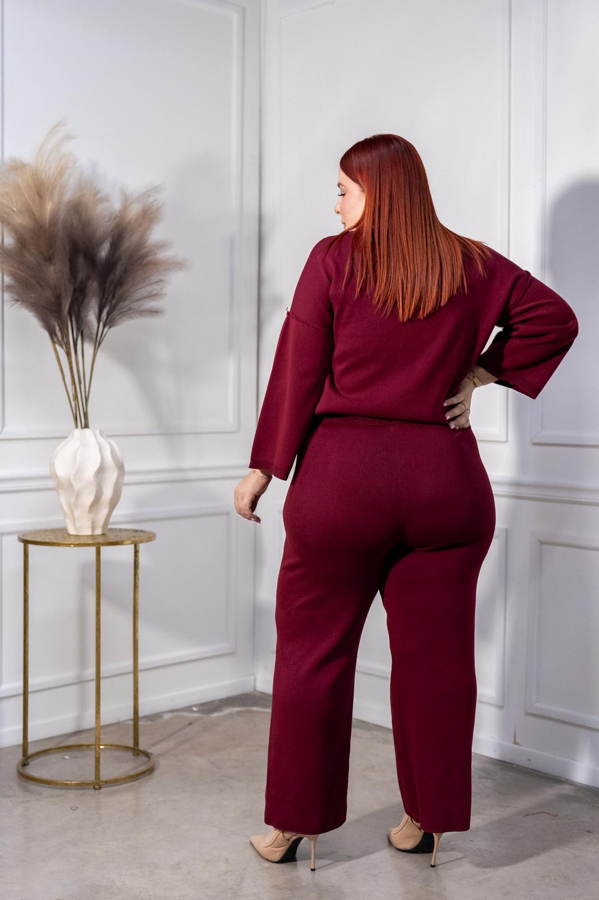 Set Curvy Punto Suéter y Pantalón Acampanado Tinto