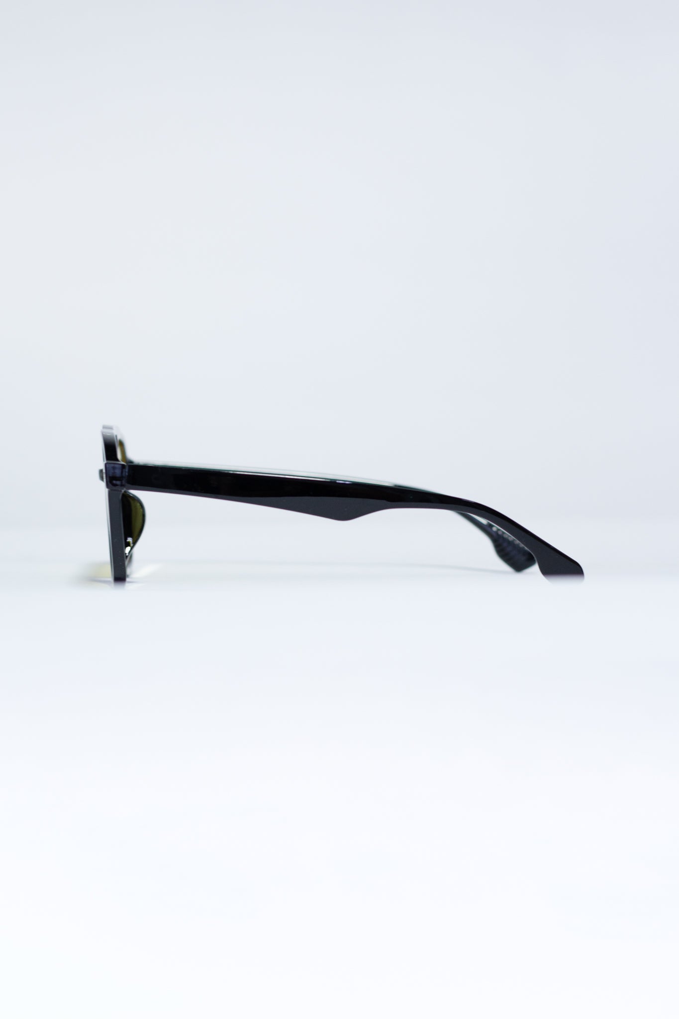 Lentes retro amarillo