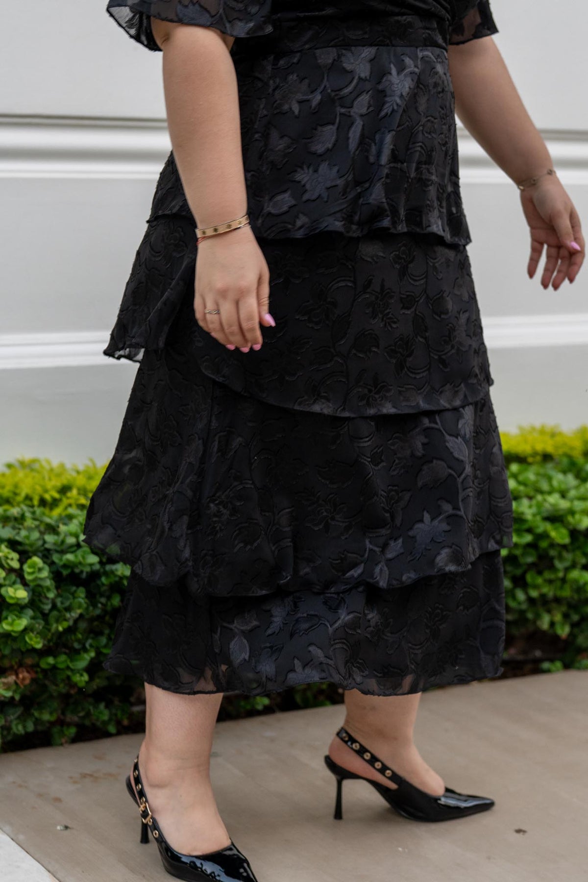 Vestido Curvy Holanes Textura Flores Negro