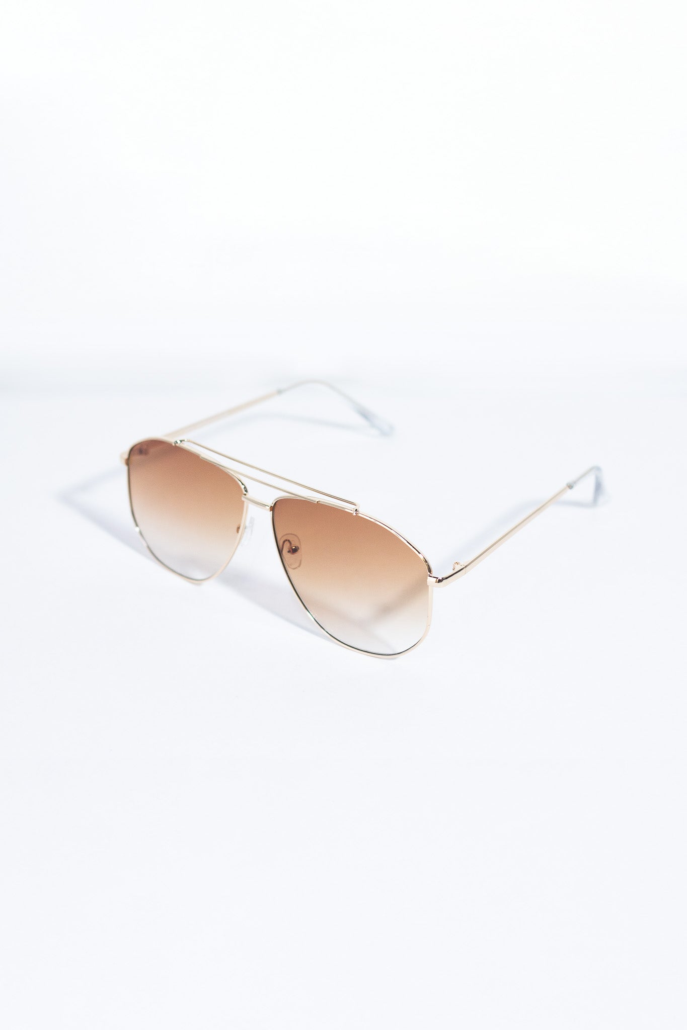 Vintage gold/brown sunglasses