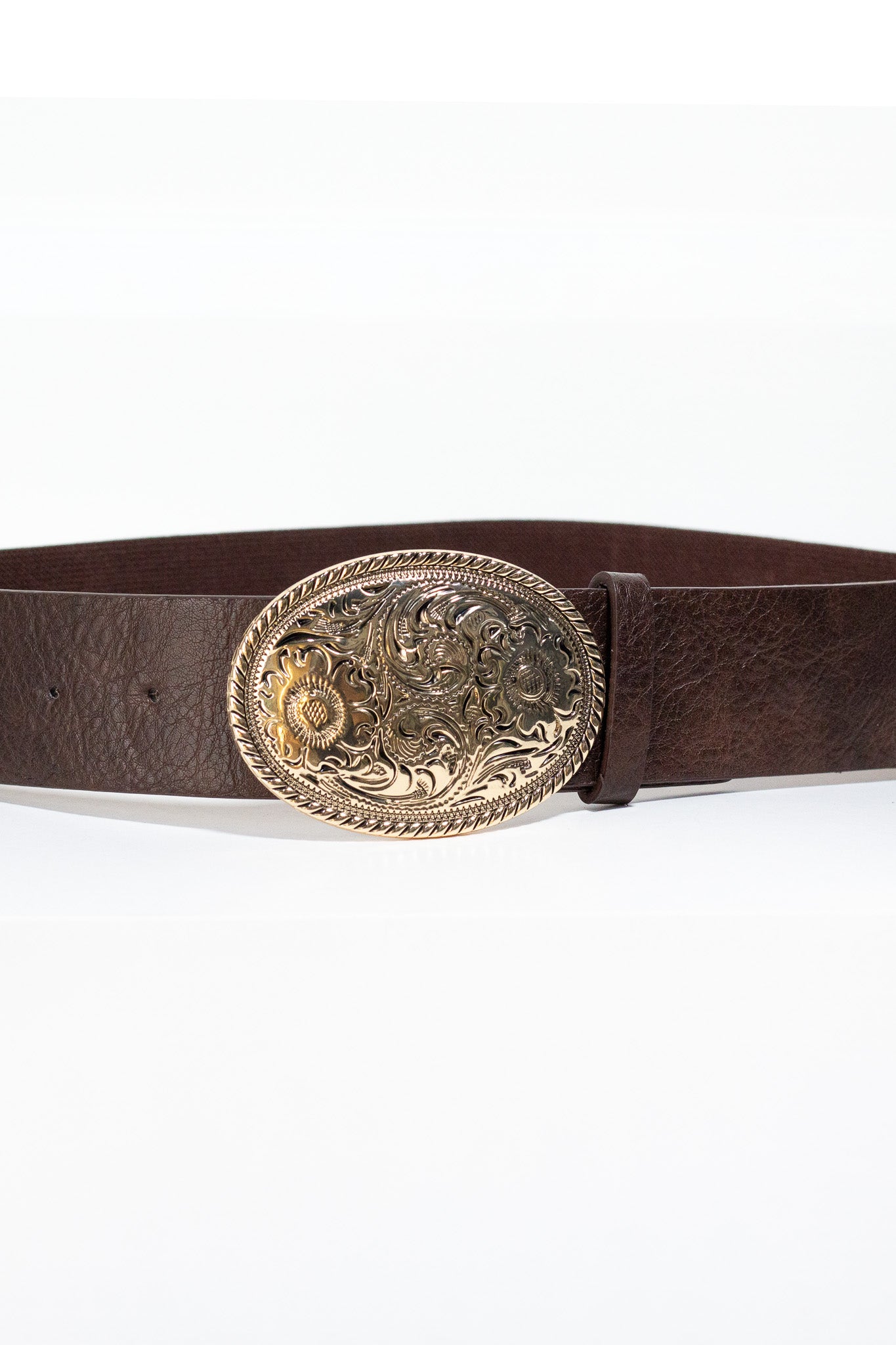 cinto elastico hebilla textura cafe