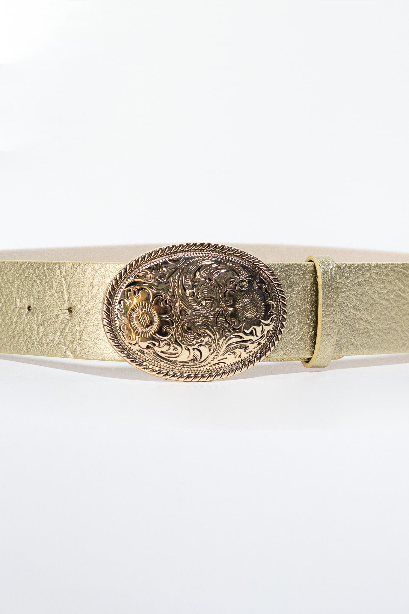 cinto elastico hebilla textura dorado