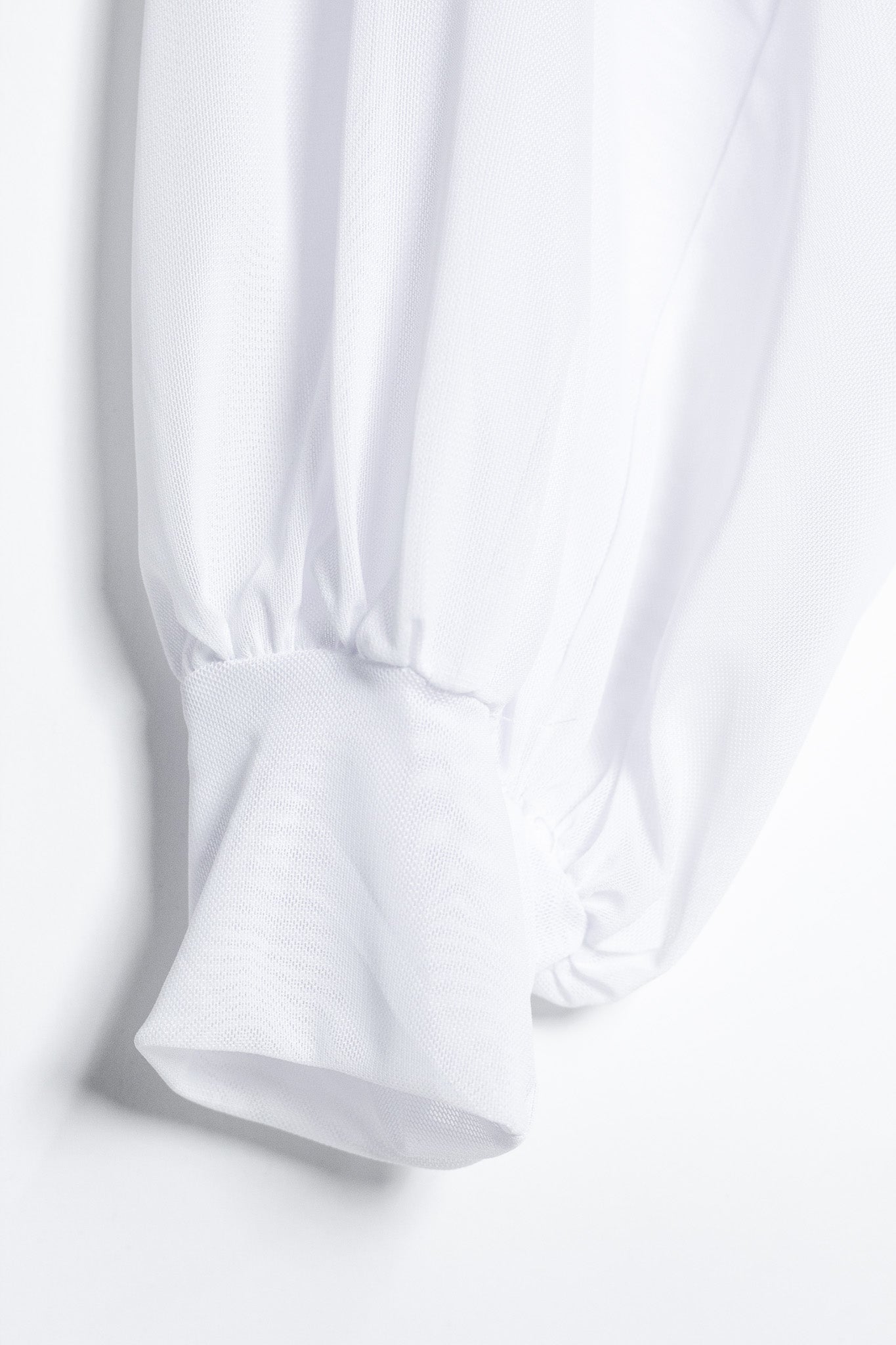 Bolero Curvy Mesh Manga Larga