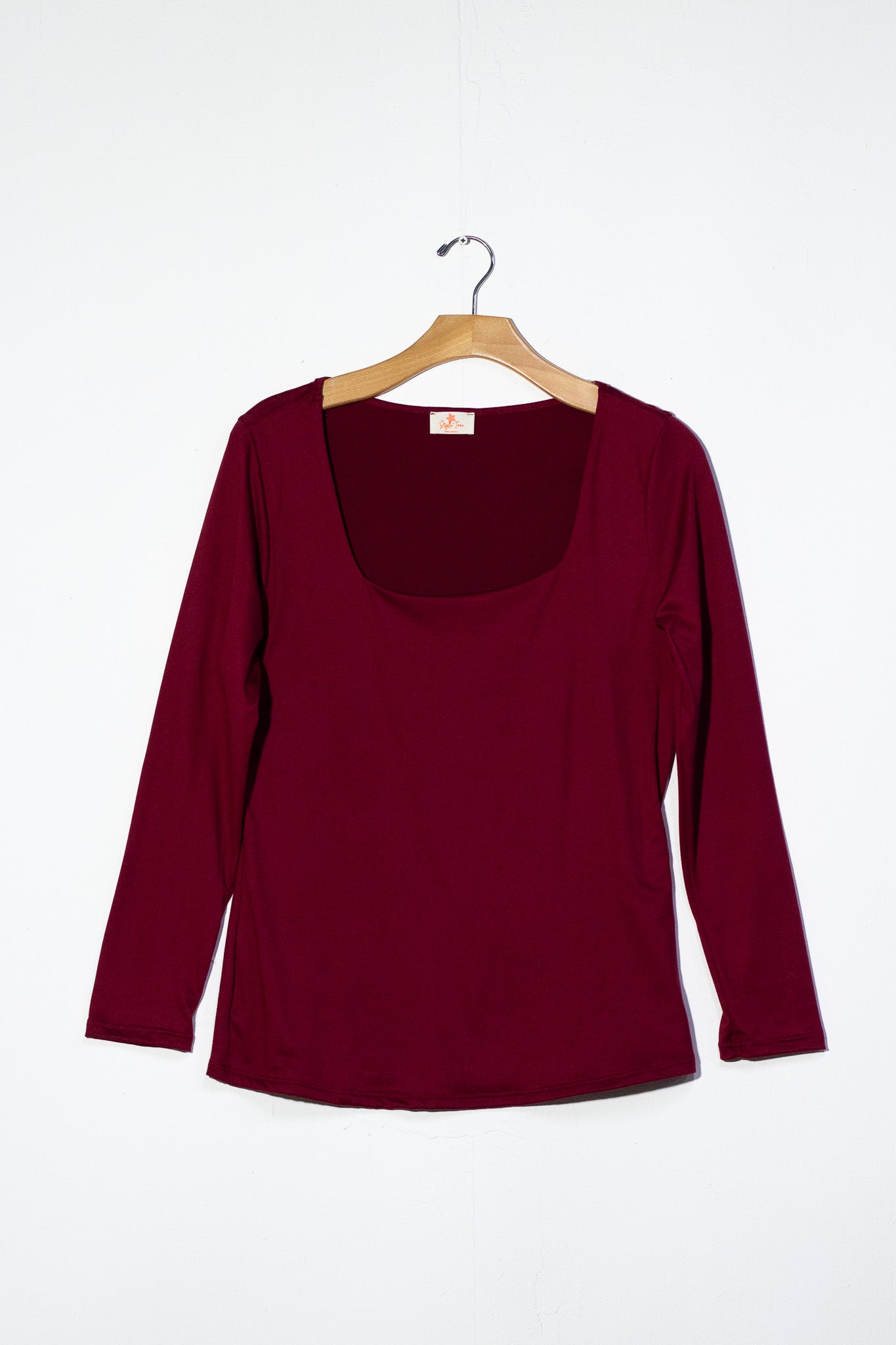 Blusa basica lisa m/larga tinta