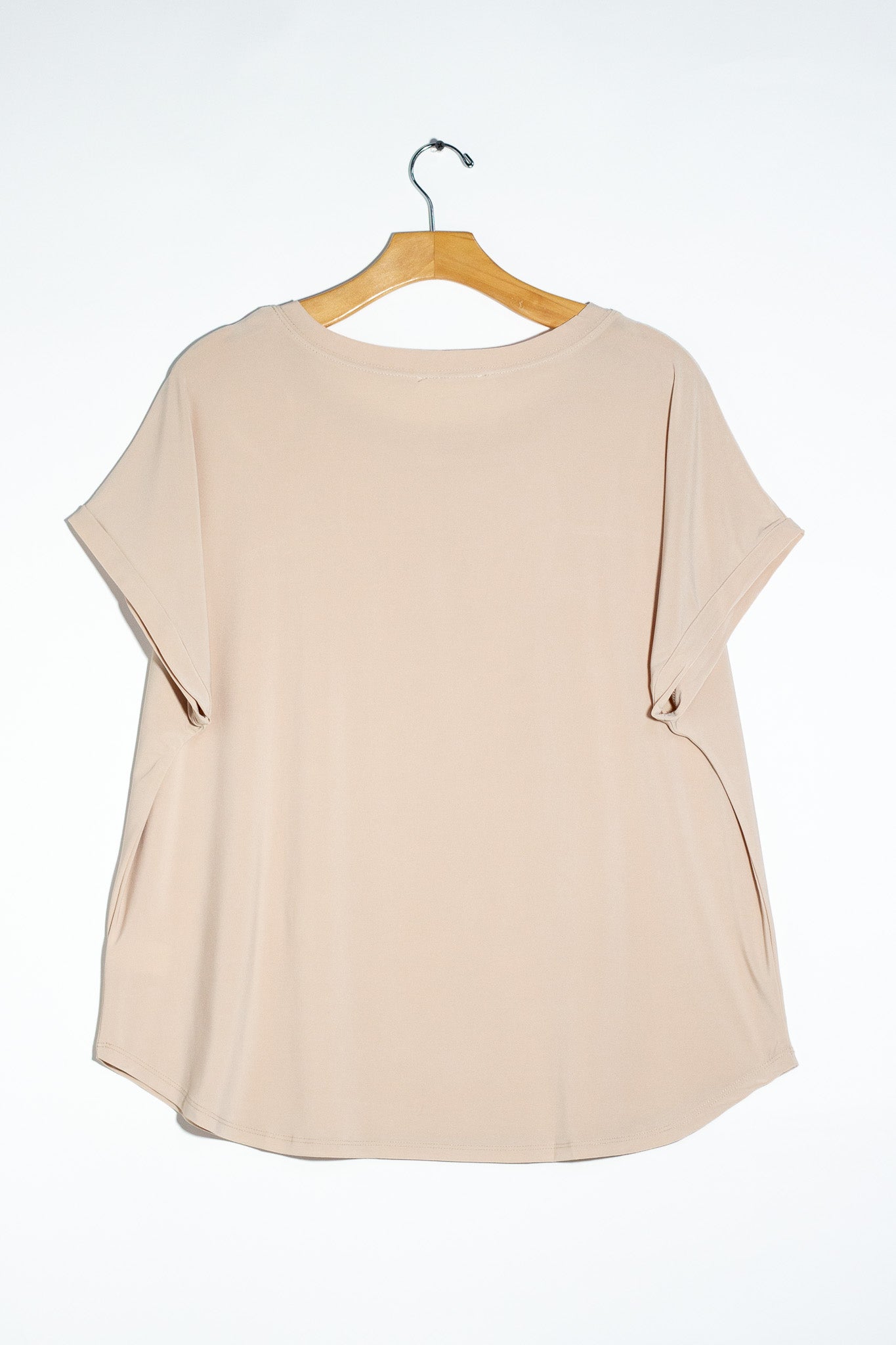 Blusa Curvy Licra Cuello Redondo Manga Corta Beige Oversize