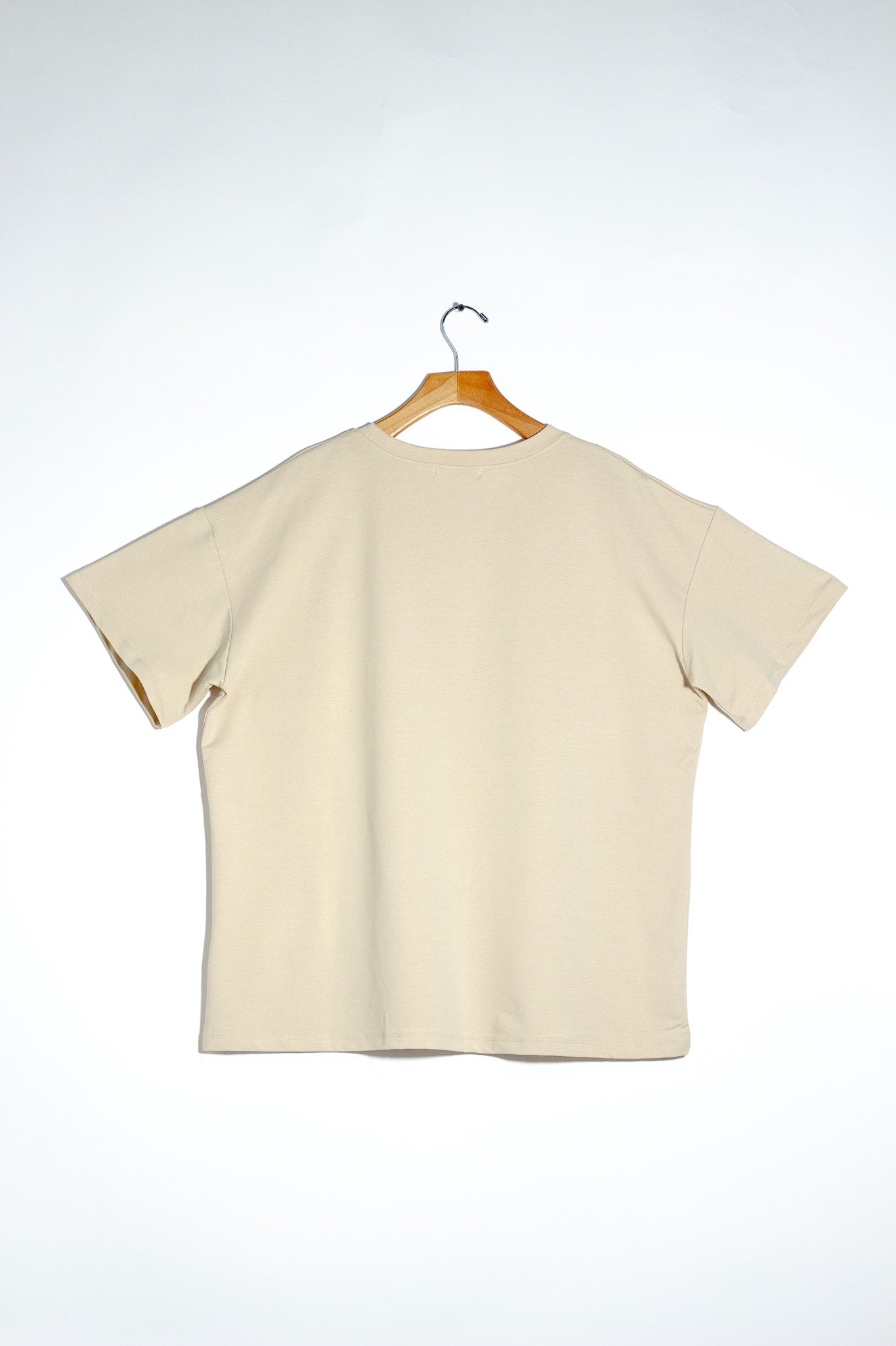 Playera Curvy Oversize Algodón Stretch Beige y Rojo Casual