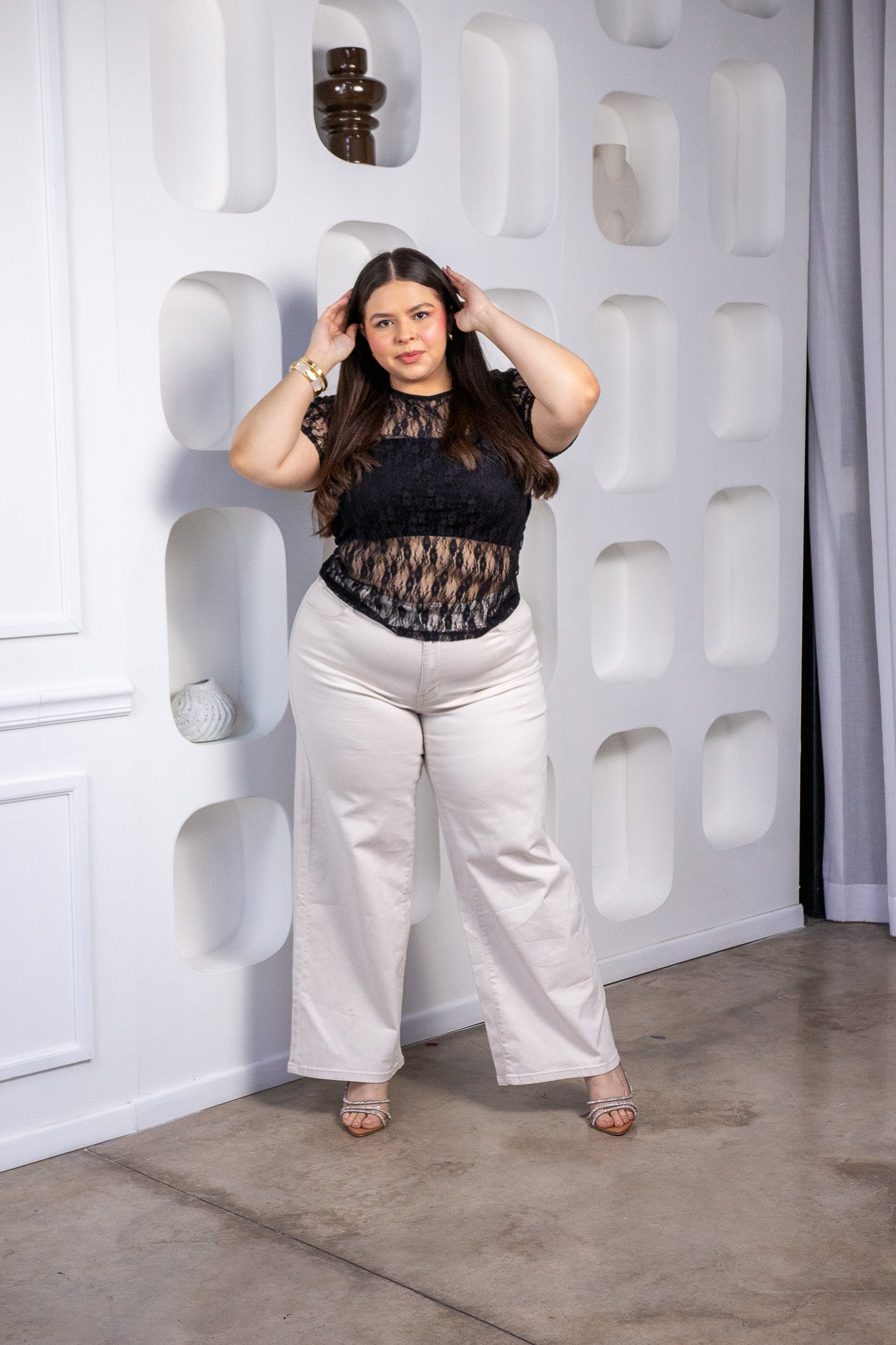 Jeans Curvy Campana Cintura Alta Color Hueso