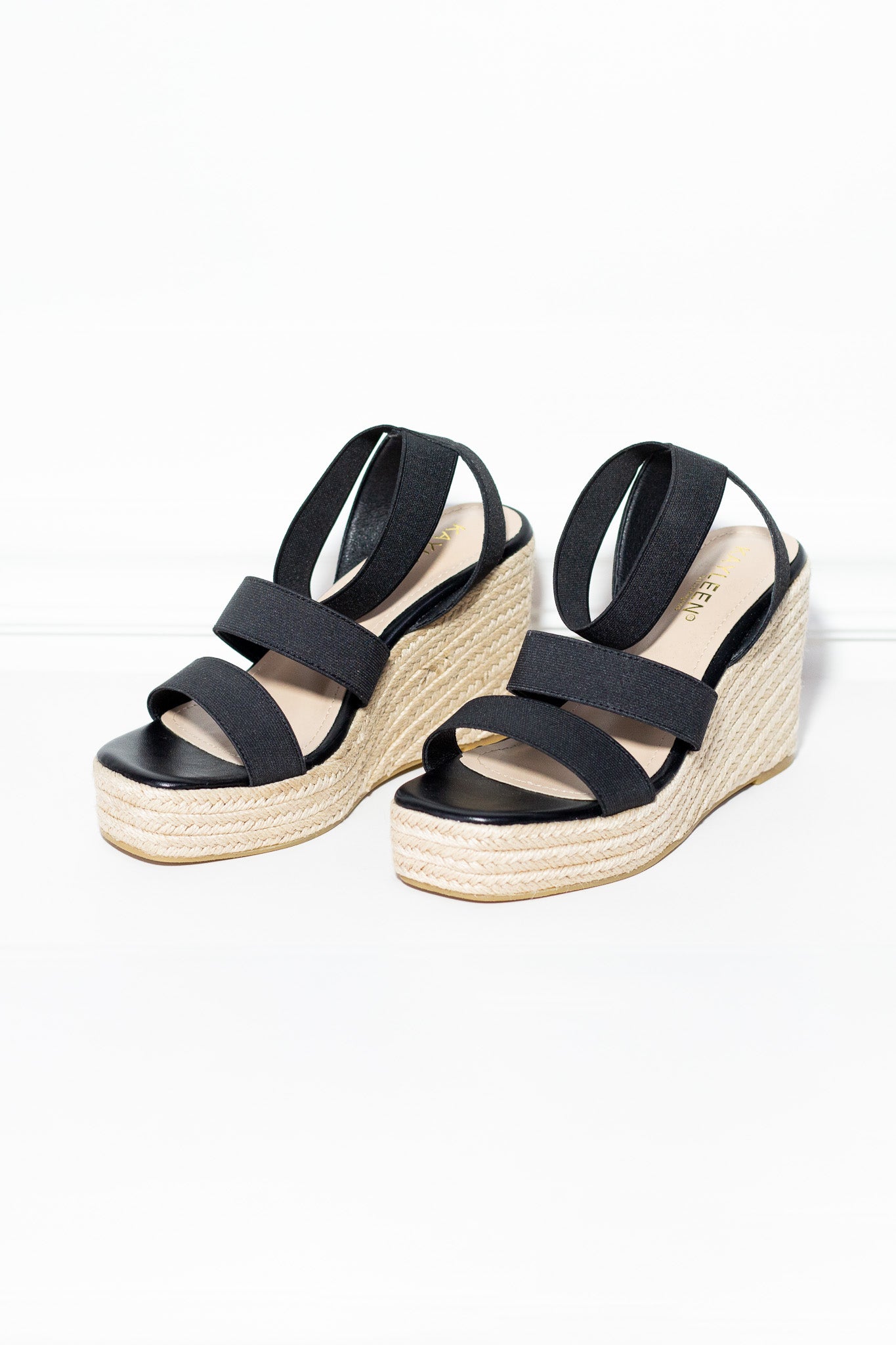 Alpargata Plataforma Negra Plus-Friendly Estiliza Pierna Versátil