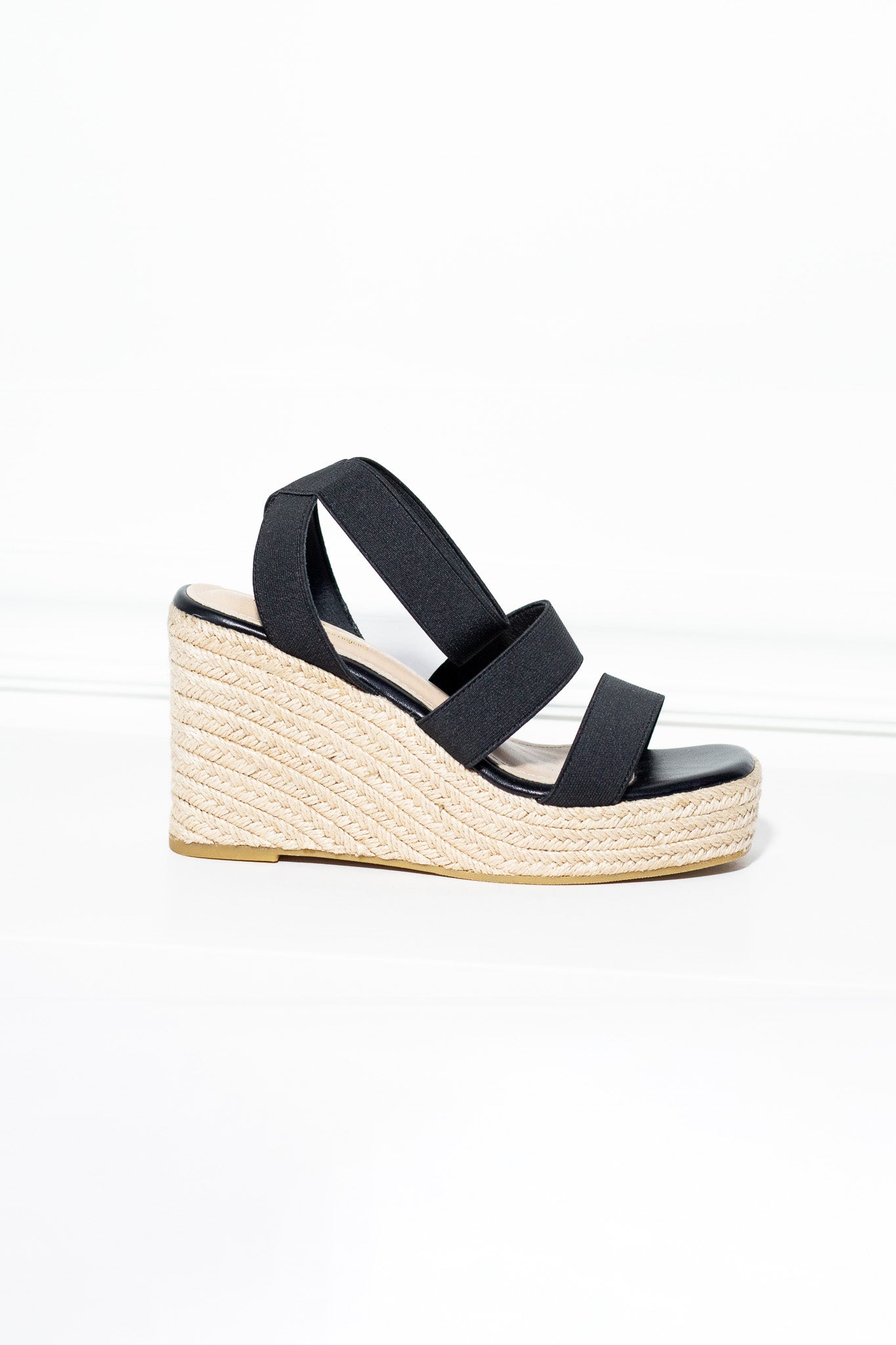 Alpargata Plataforma Negra Plus-Friendly Estiliza Pierna Versátil