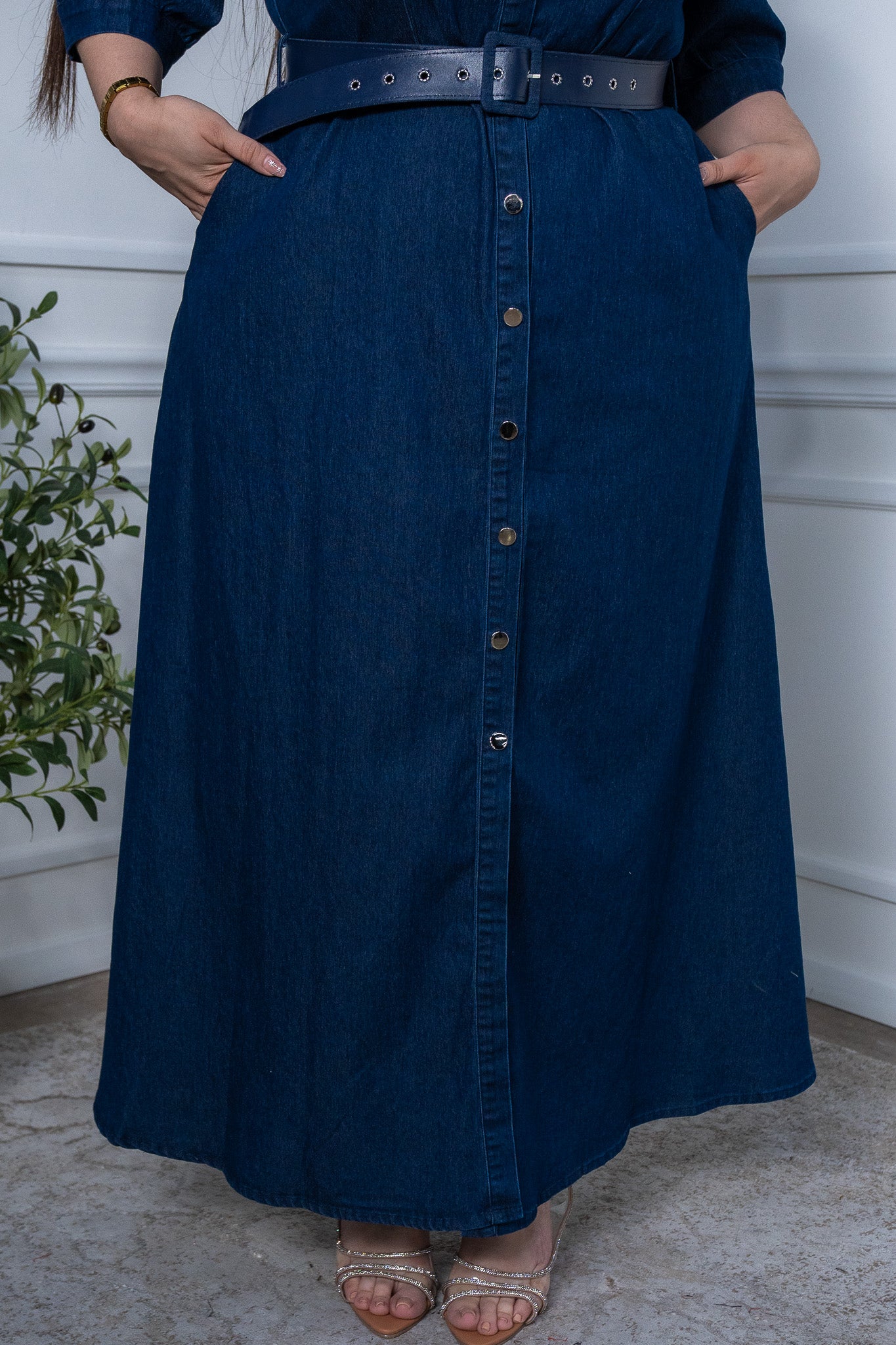Maxi vestido camisero bordado denim