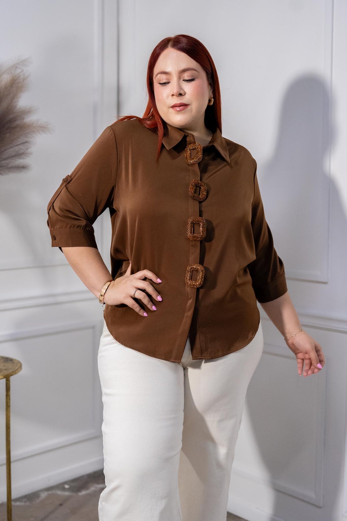 Camisa Curvy Manga 3/4 Botones Maxi Café
