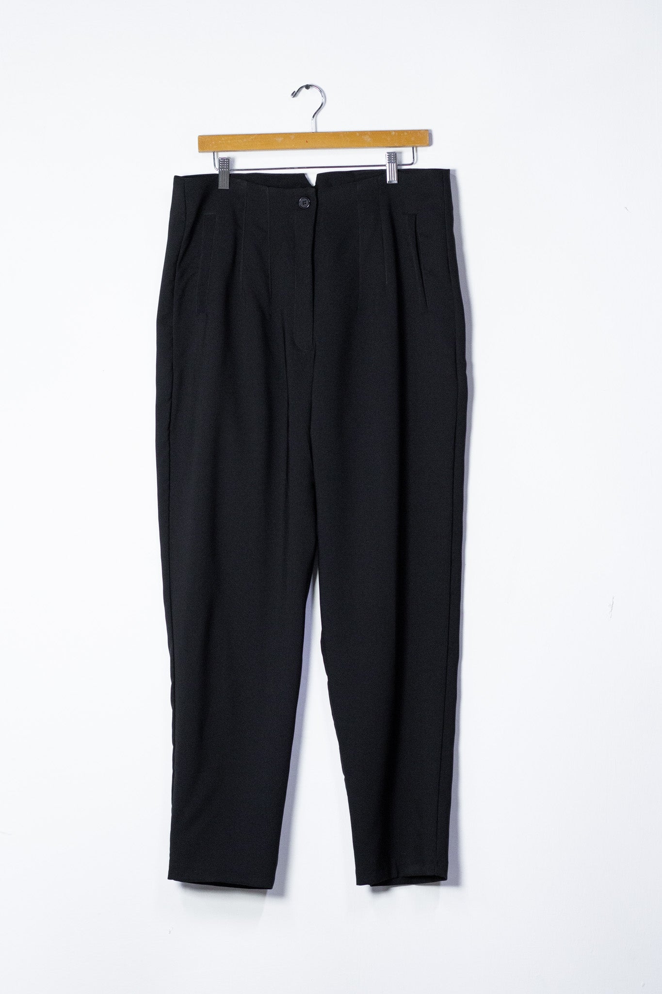 Black Zara-style trousers