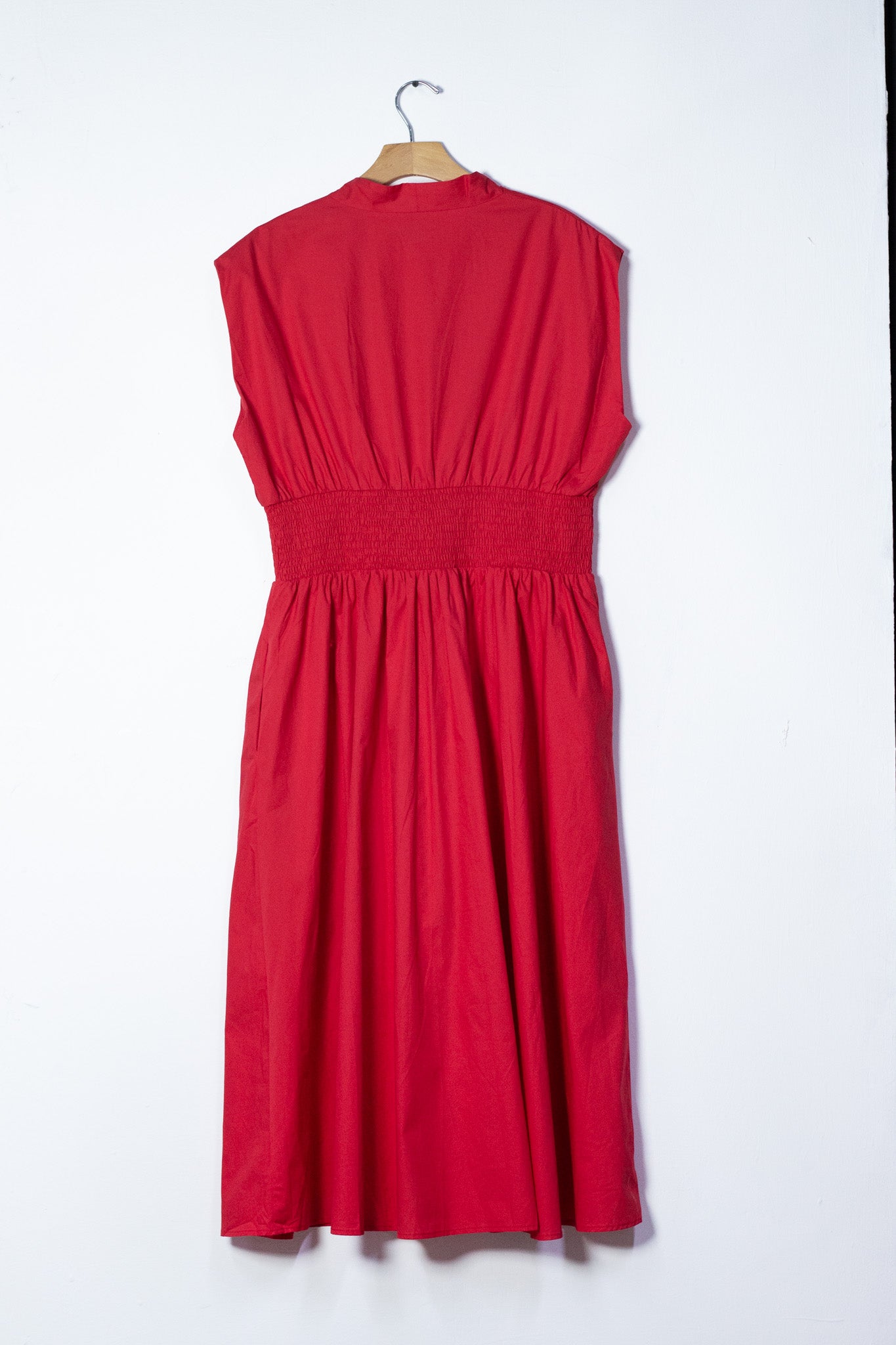Vestido largo con ziper rojo