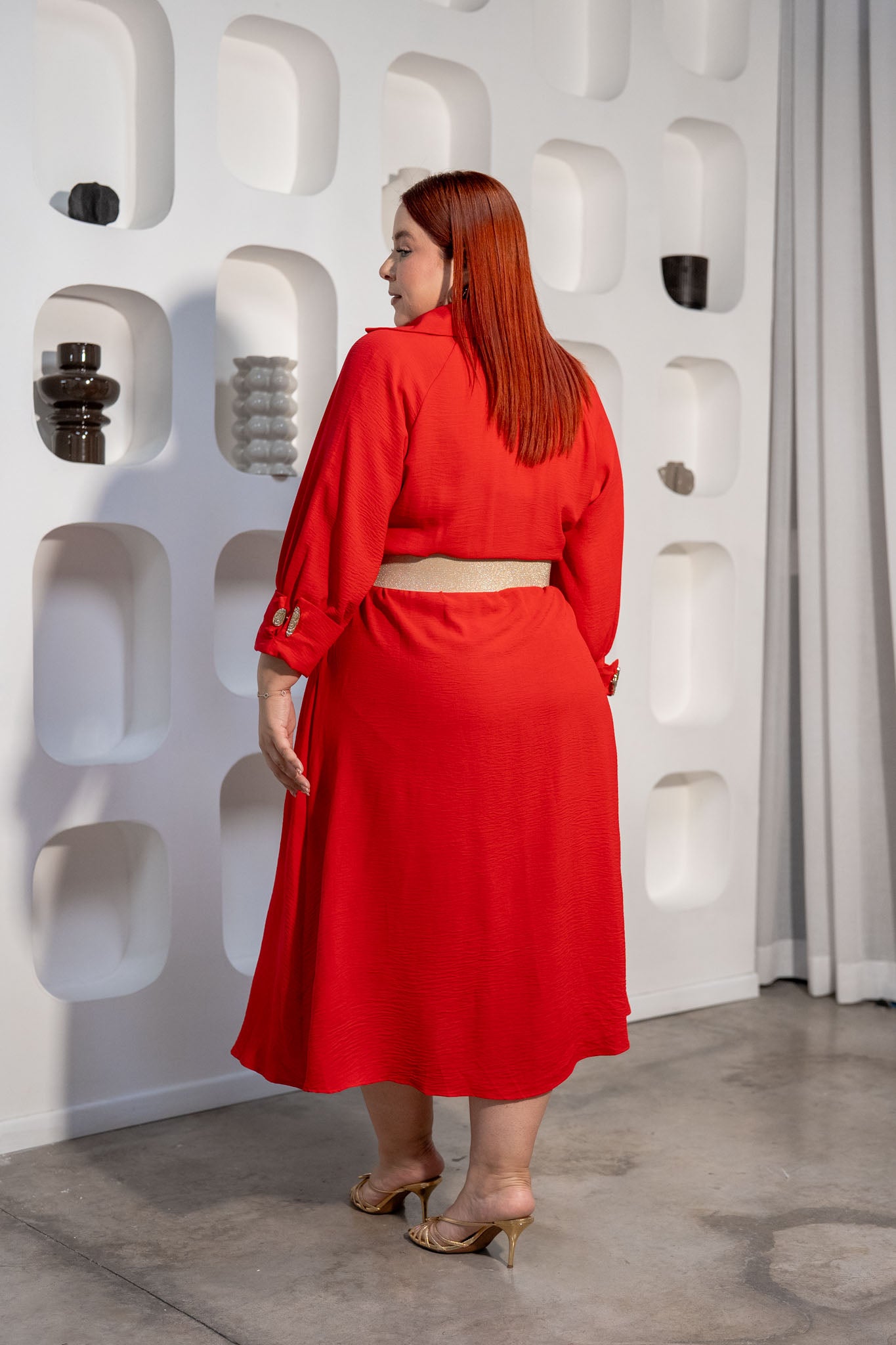 Vestido Midi Camisero con Cinto Curvy Rojo