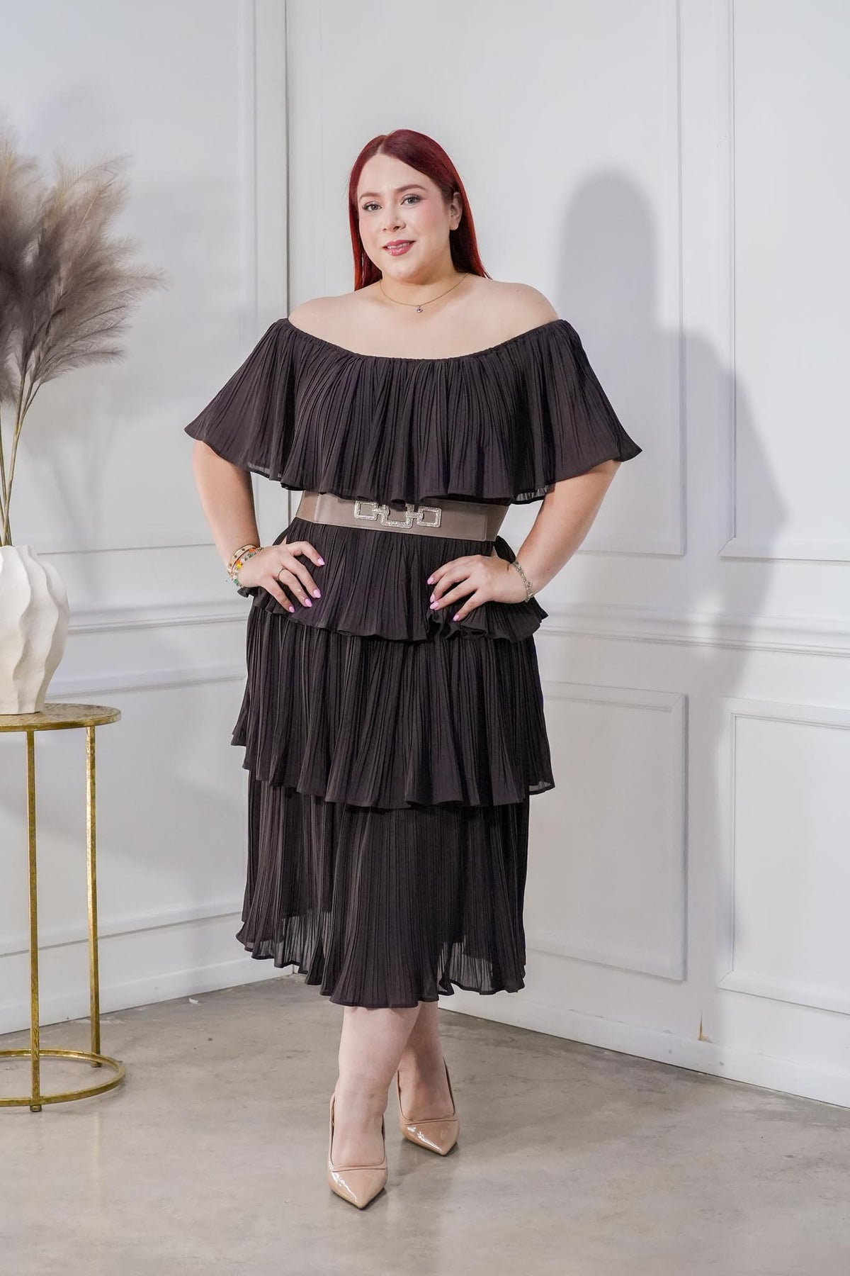 Vestido Curvy Holanes Escalonados Café