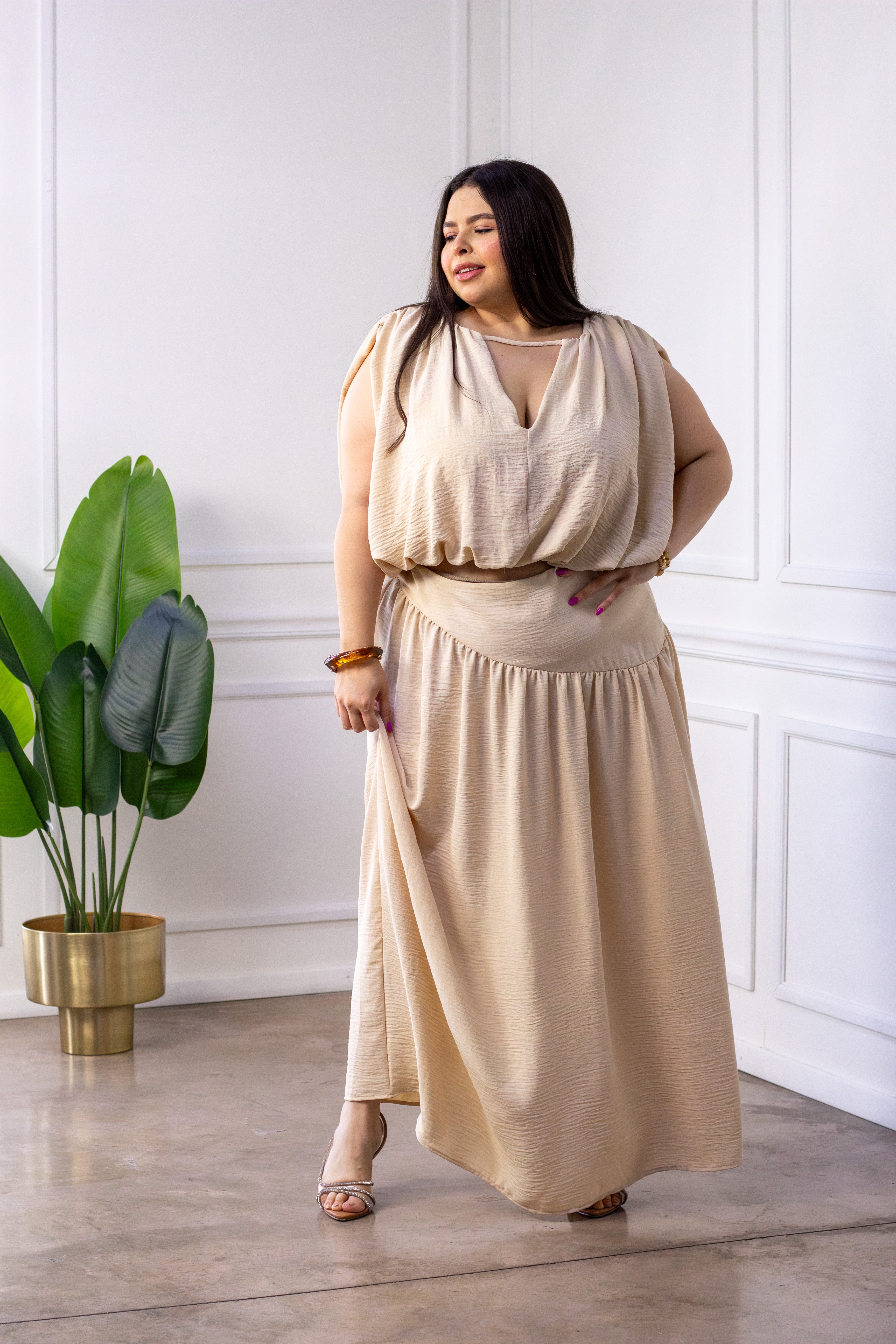 Set falda beige - foto 1