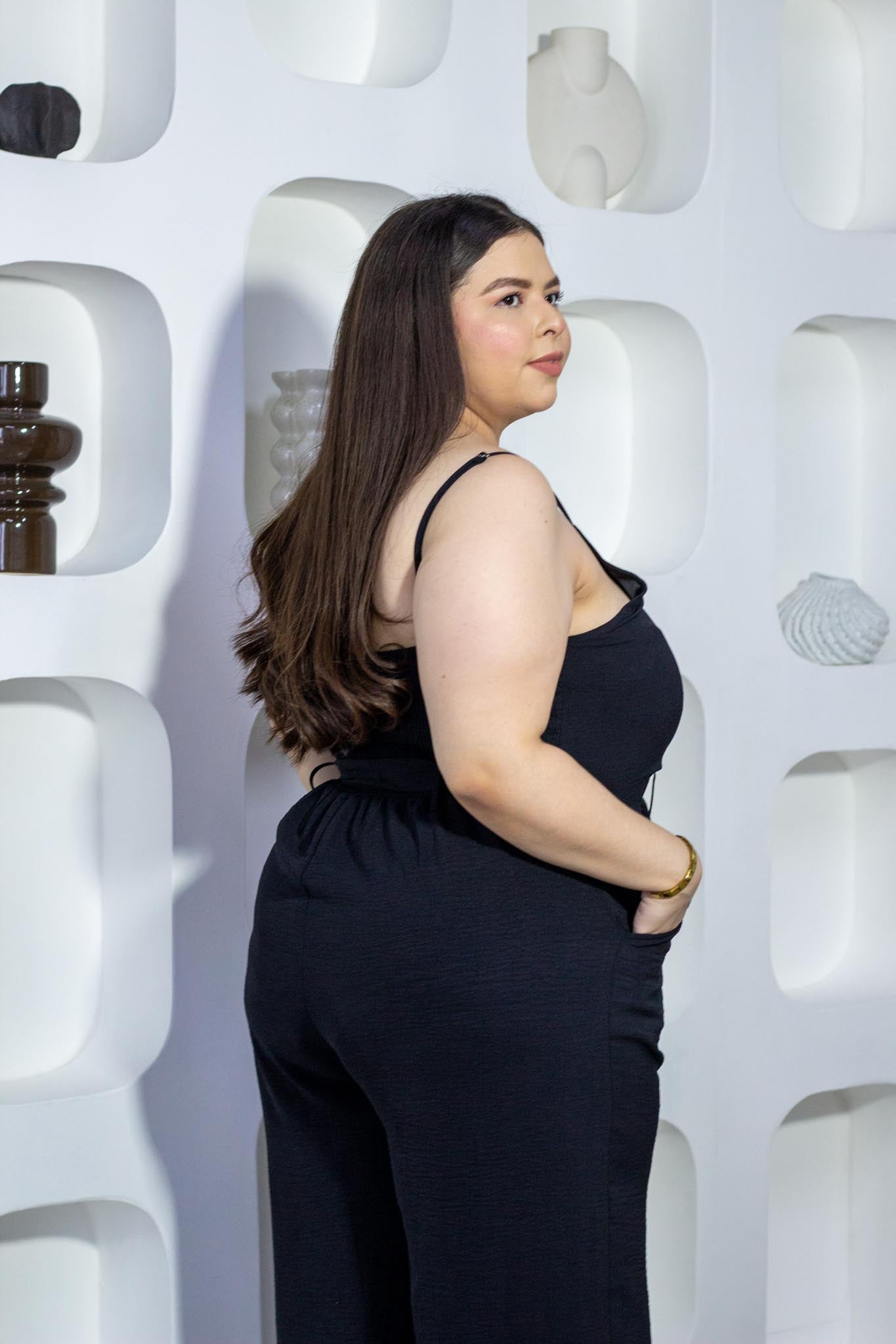 Palazzo liso negro curvy con strech