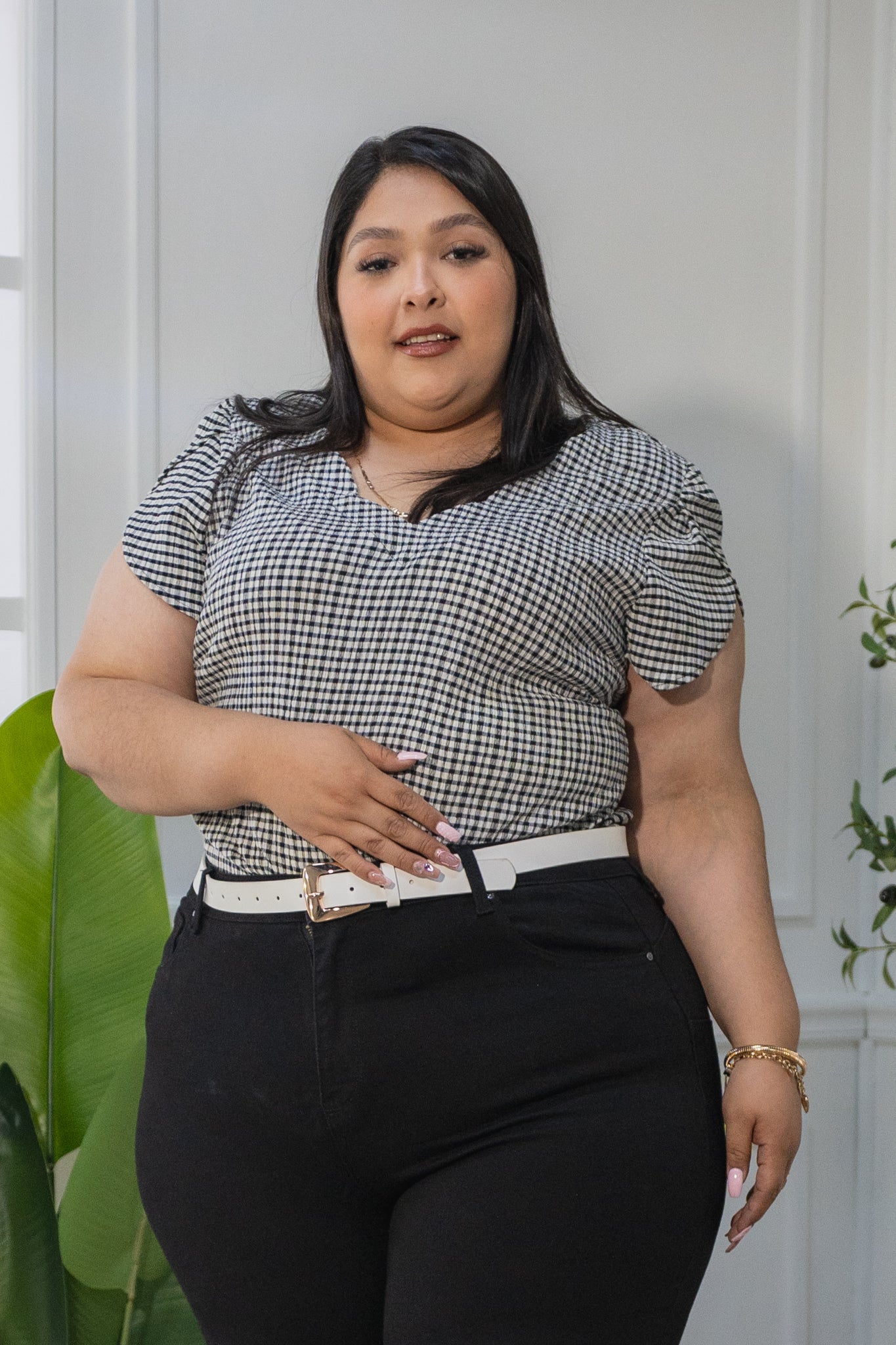 Blusa a cuadros negra