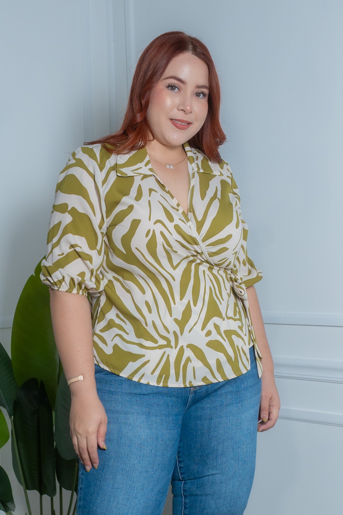 Blusa cruzada estampada