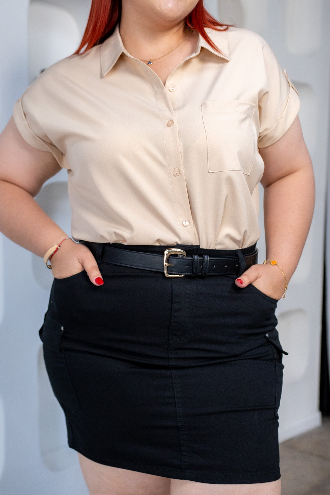 Camisa Curvy Lisa Bolsa Beige Nude Básica