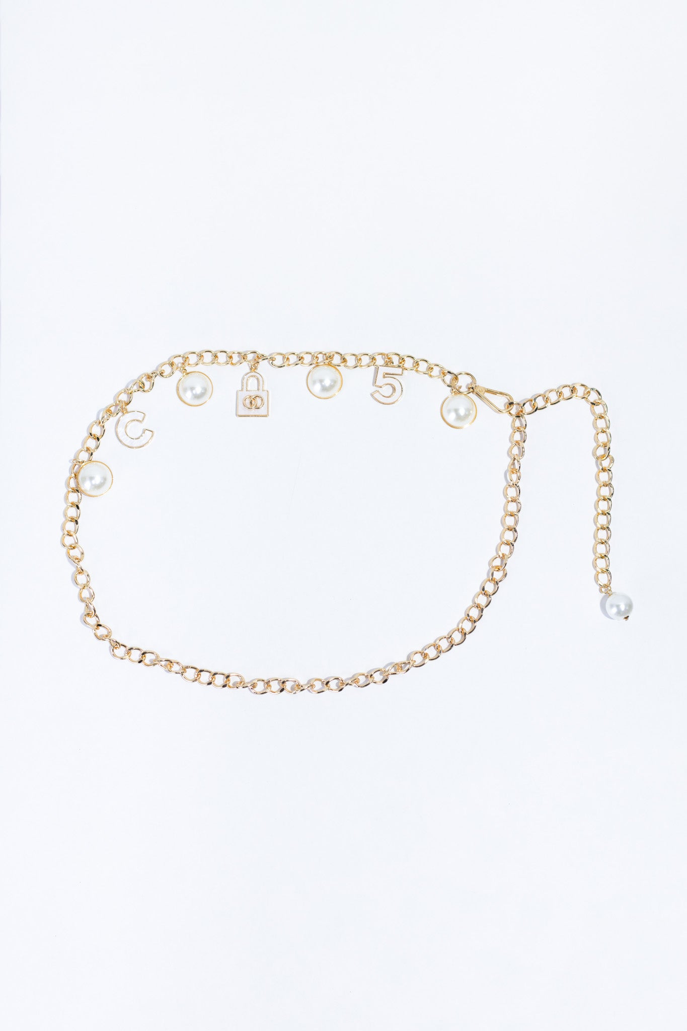 Cinto cadena perla chanel dorado