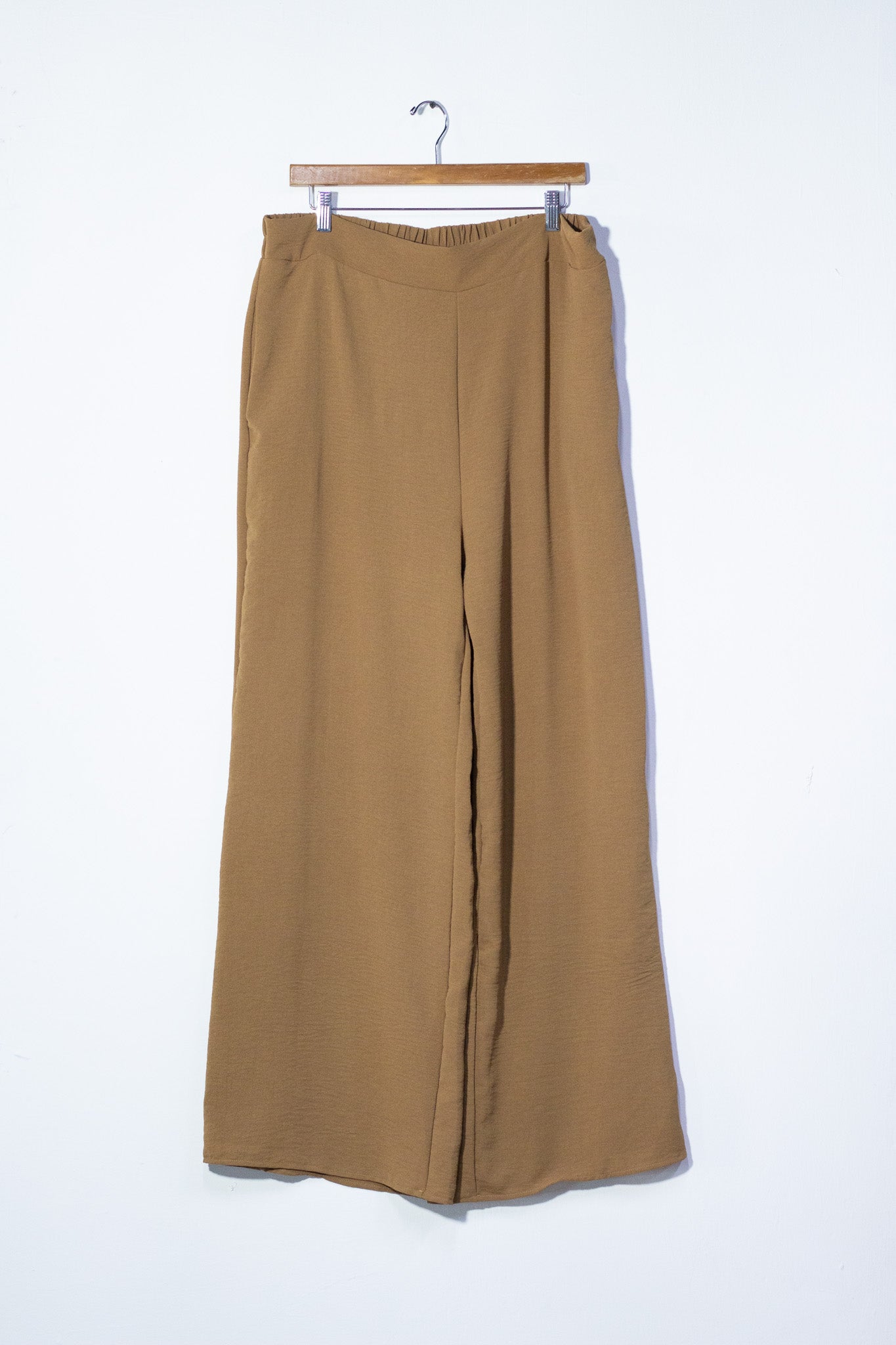 Set pantalon blusa c/lazo cafe