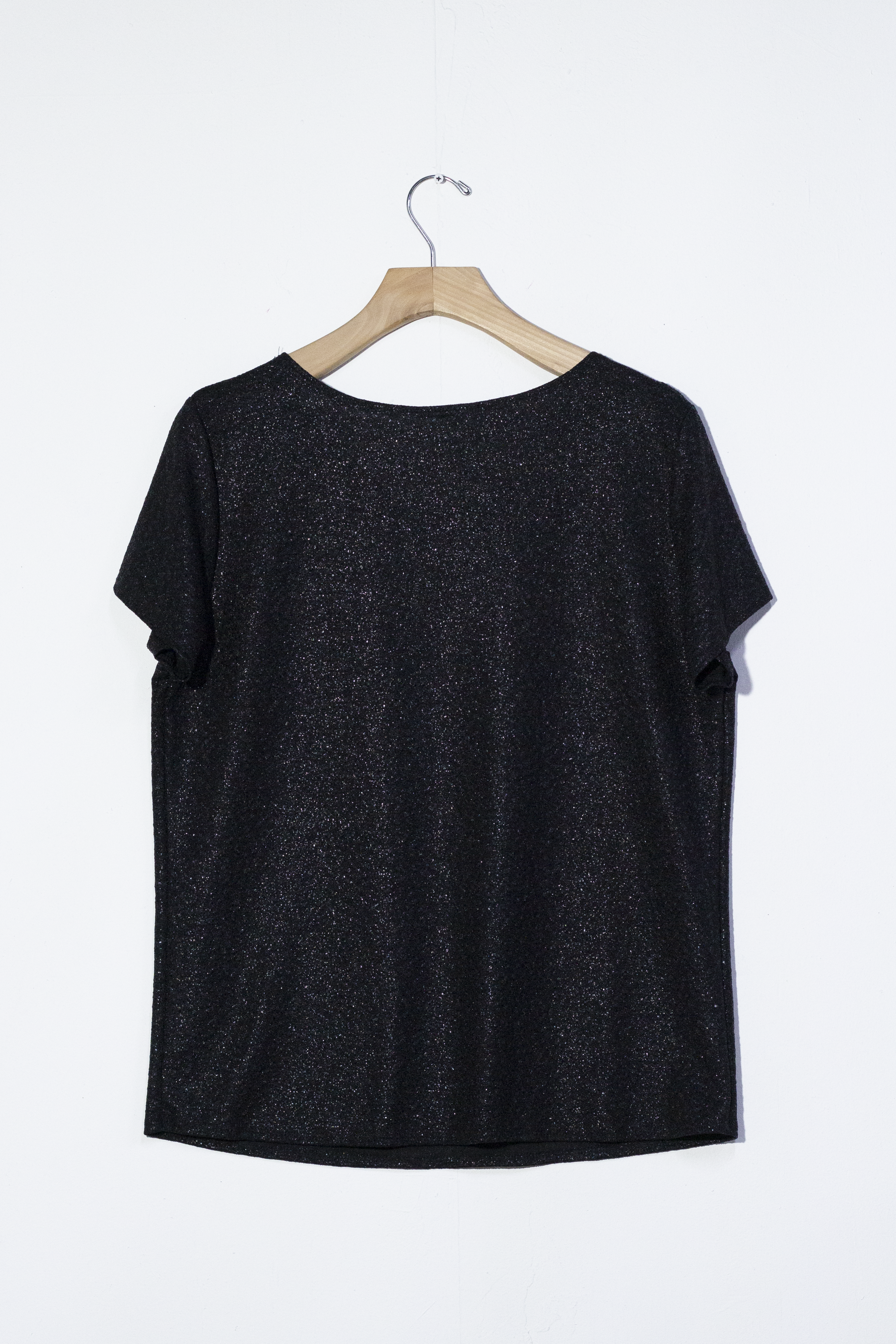 Blusa textura brillos neg