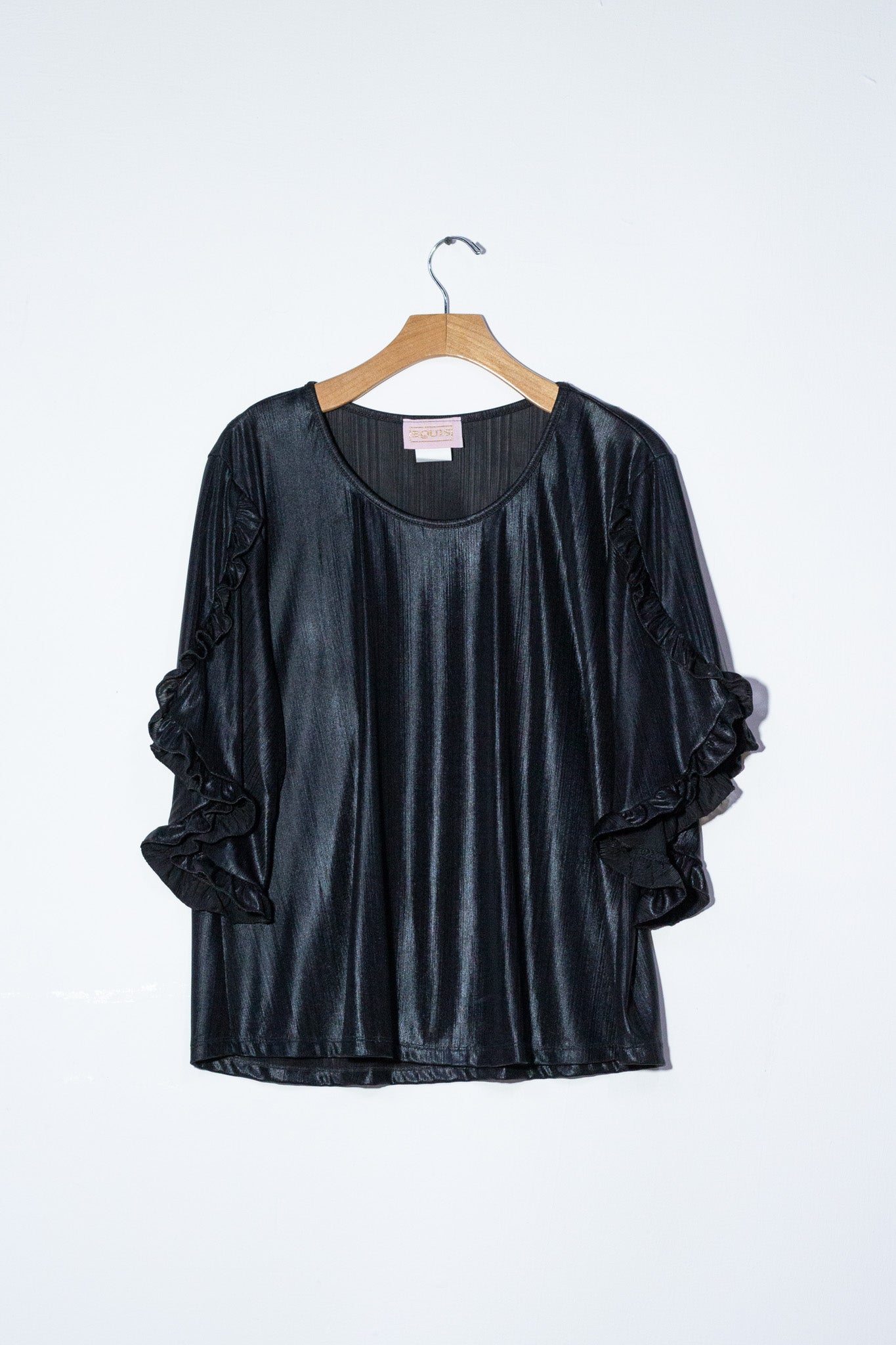 Blusa lisa metalica