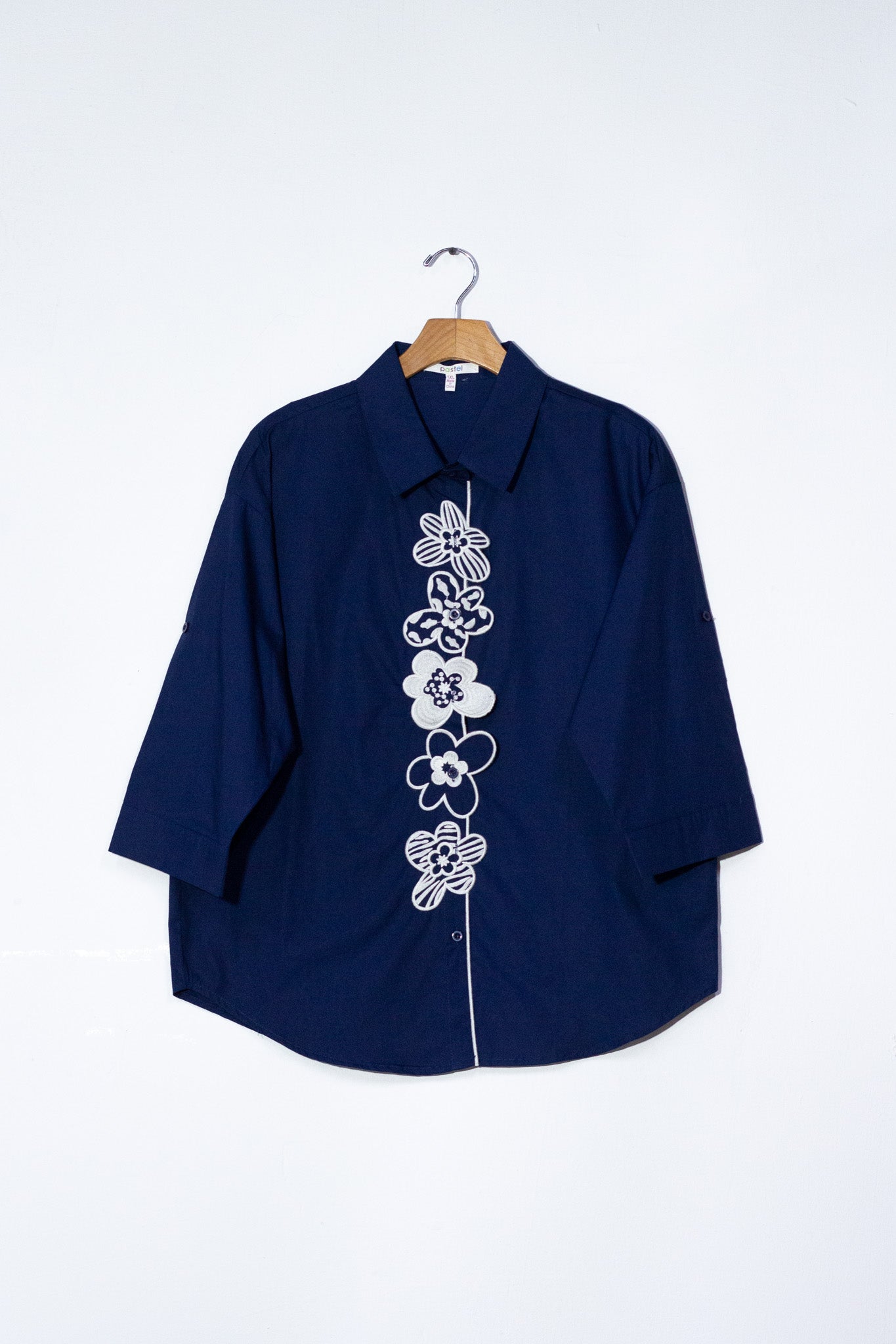 Camisa c/botones en flor