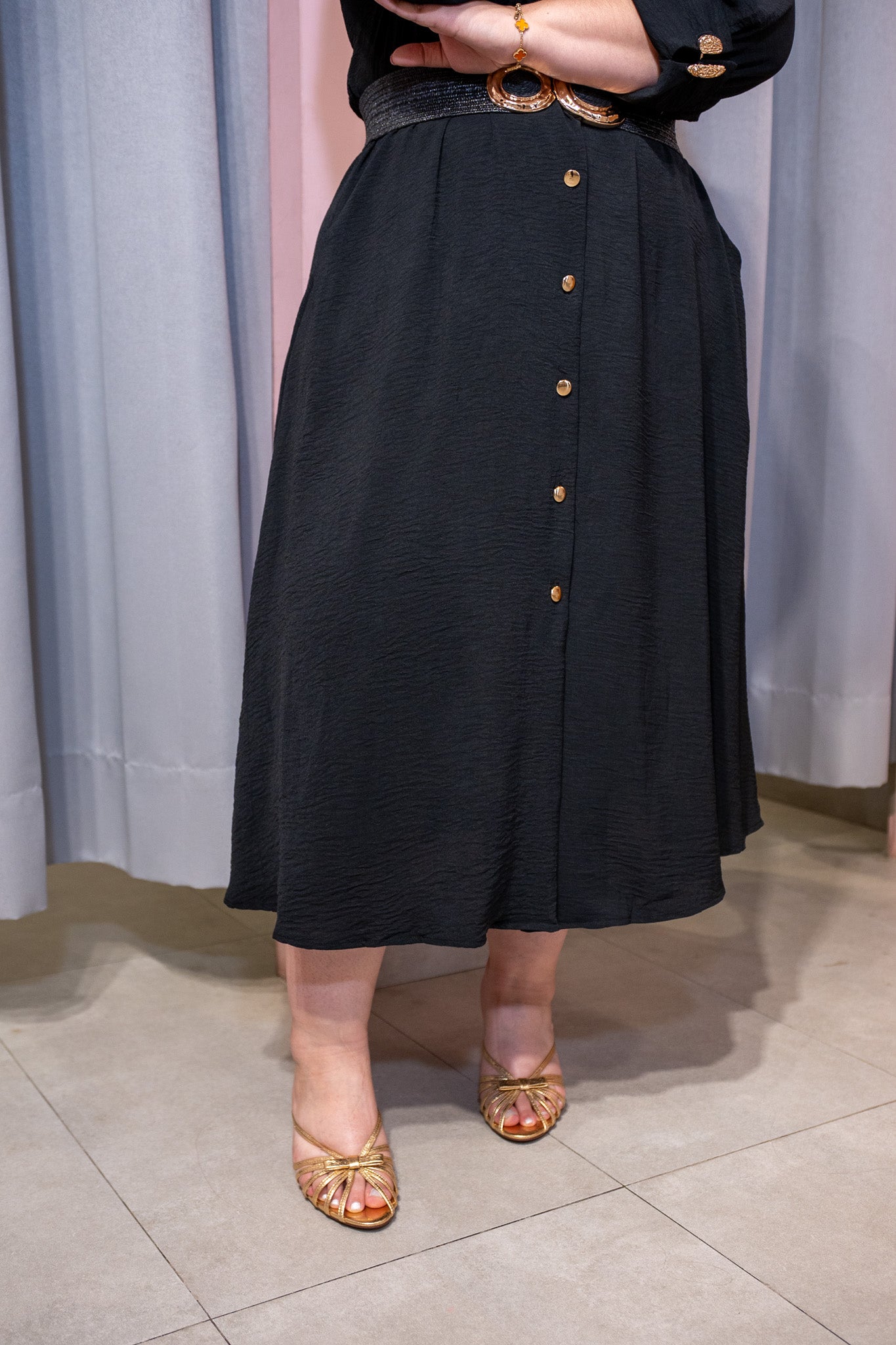 Vestido Midi Camisero Curvy Manga Abullonada Negro