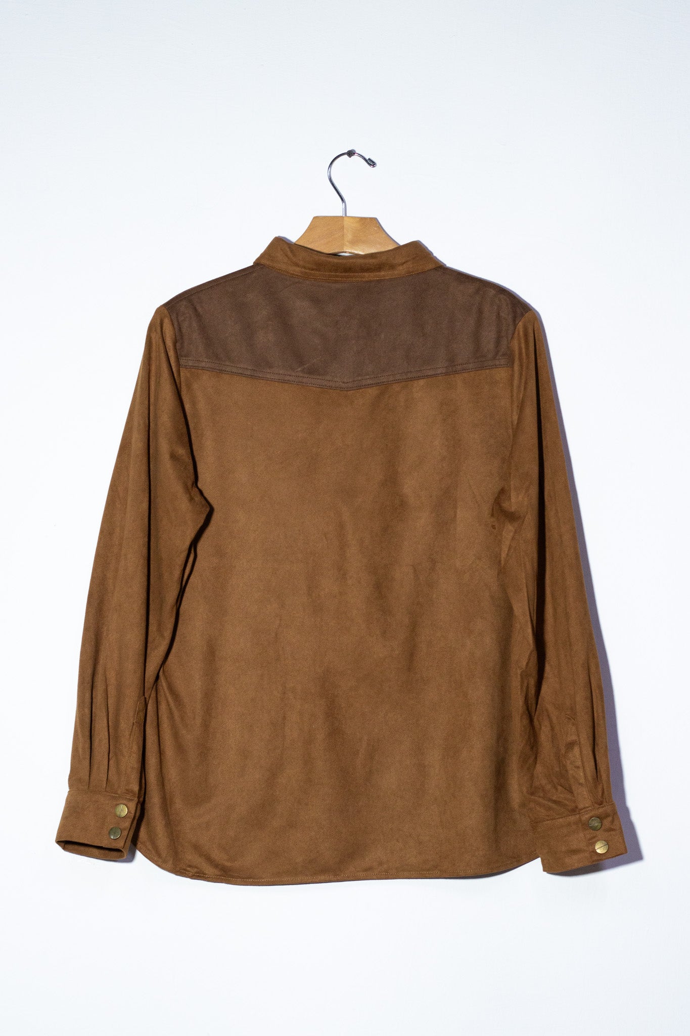 Camisa gamuza con bolsa cafe