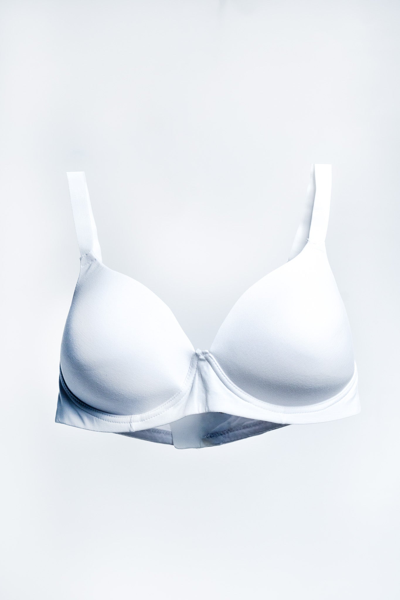 Bra Curvy Sin Costura Liso Copa D Talla 42 Invisible Realce