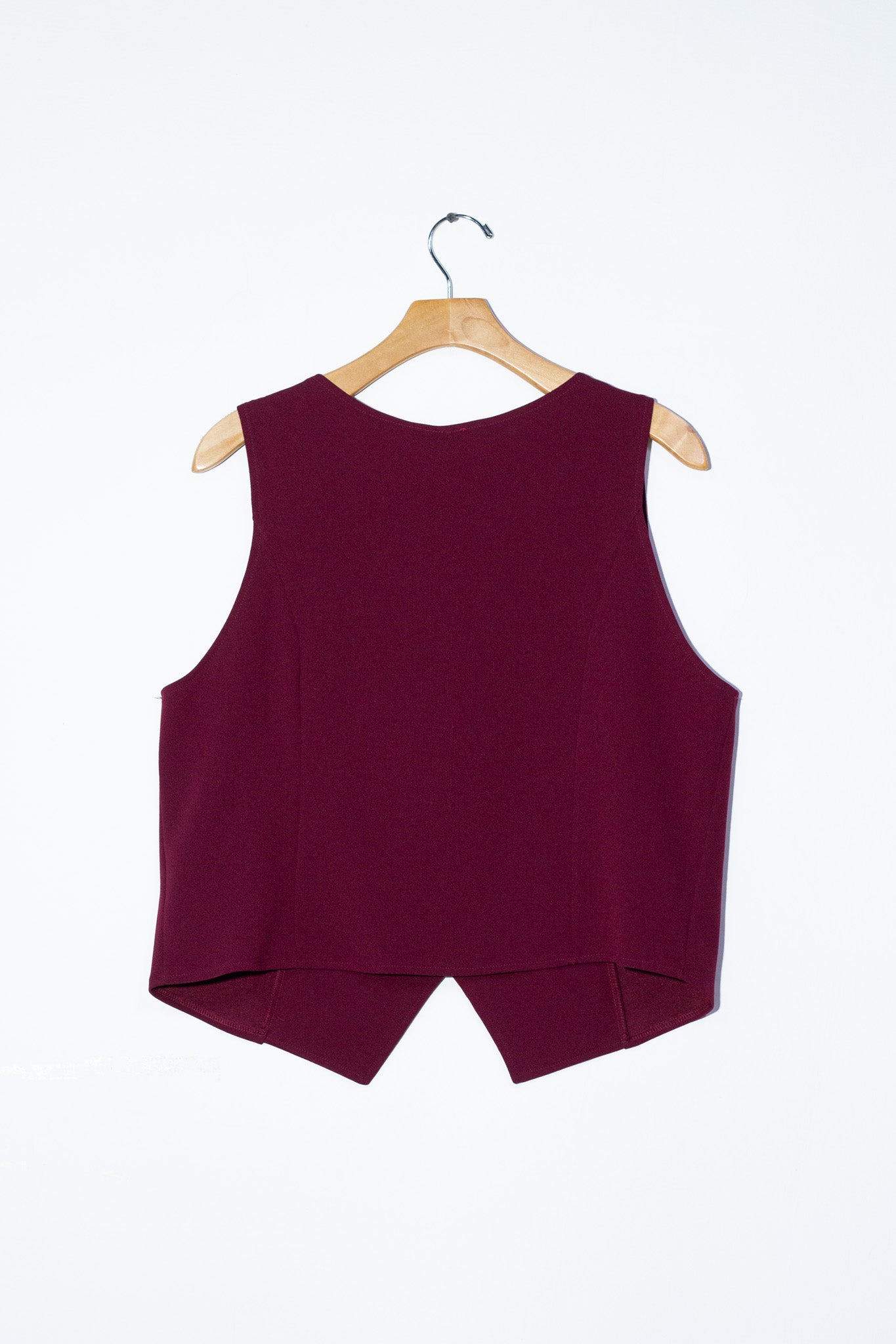 Chaleco de vestir liso tinto