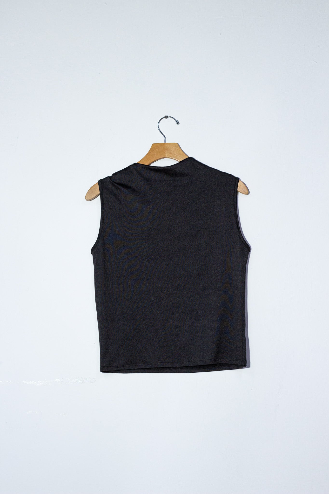 Blusa asimetrica c/detalle