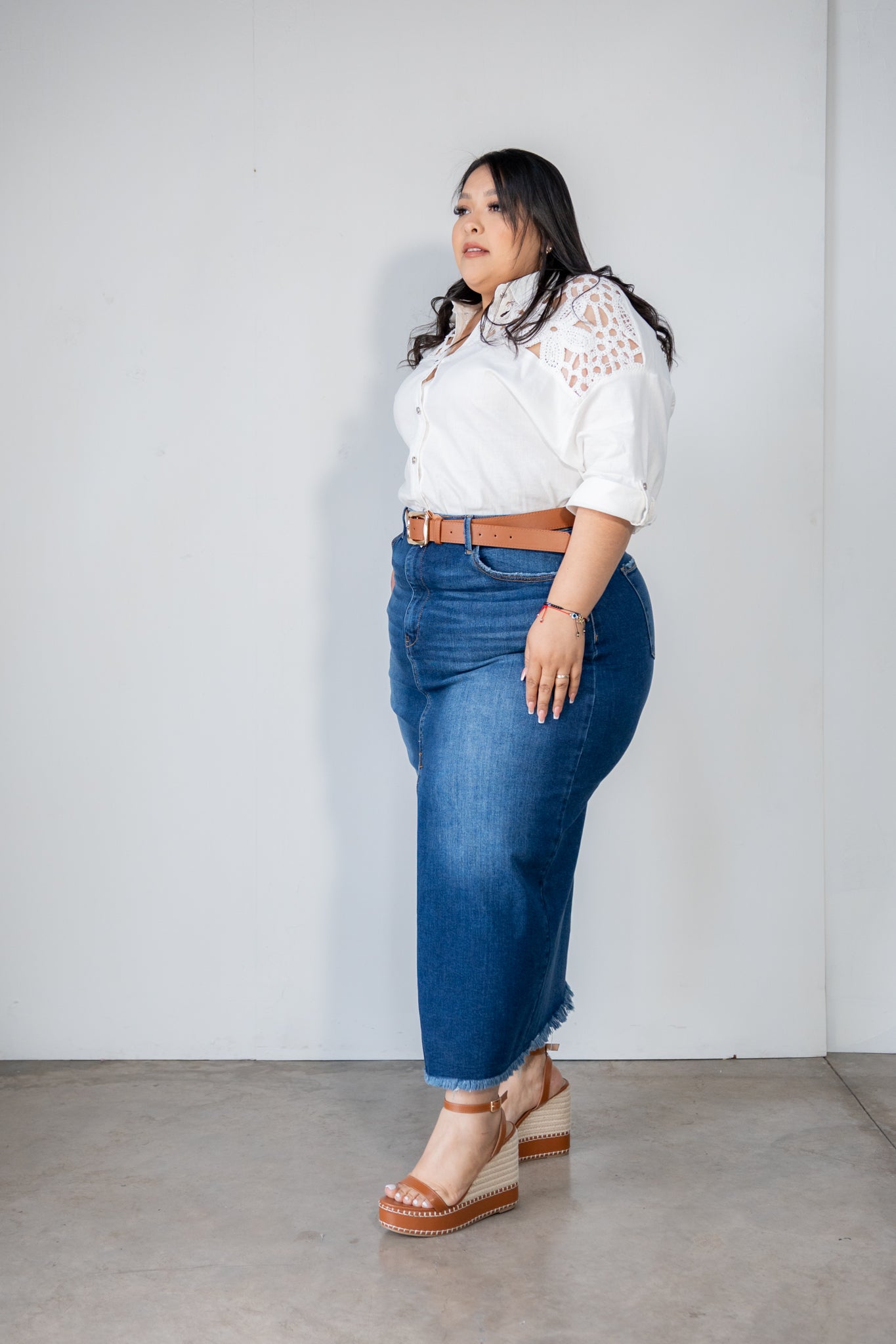 Camisa lino bordada