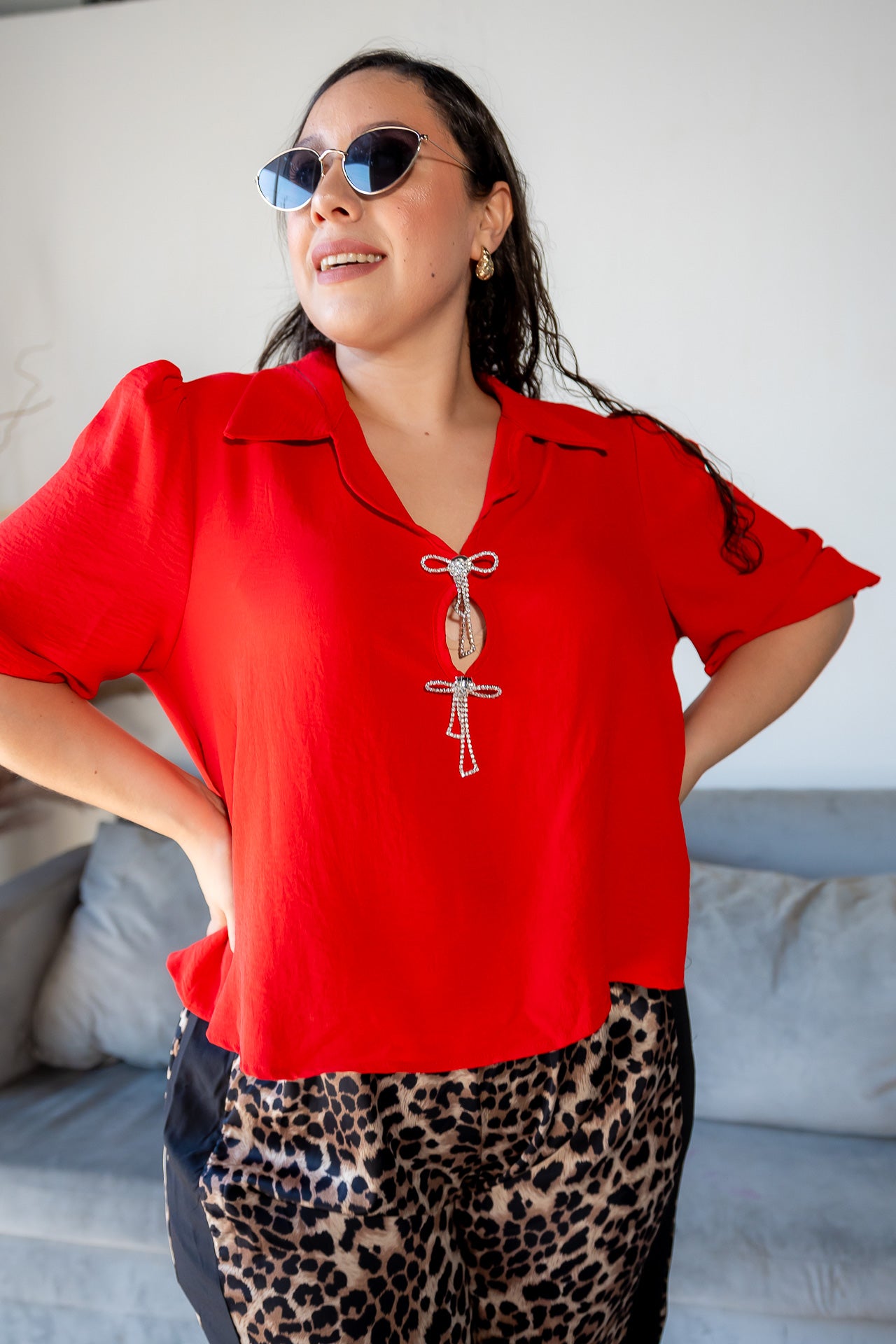 Blusa Roja con Detalle Moño