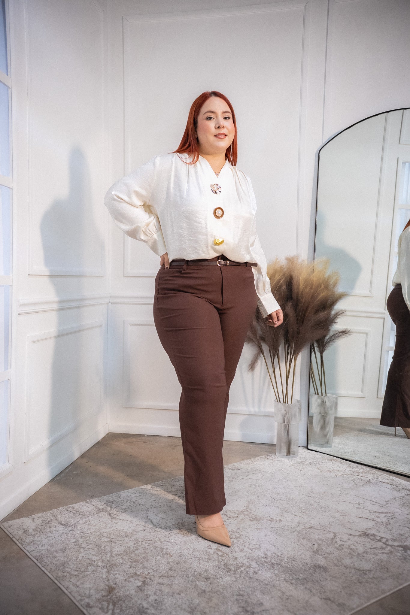 Camisa con botones bei