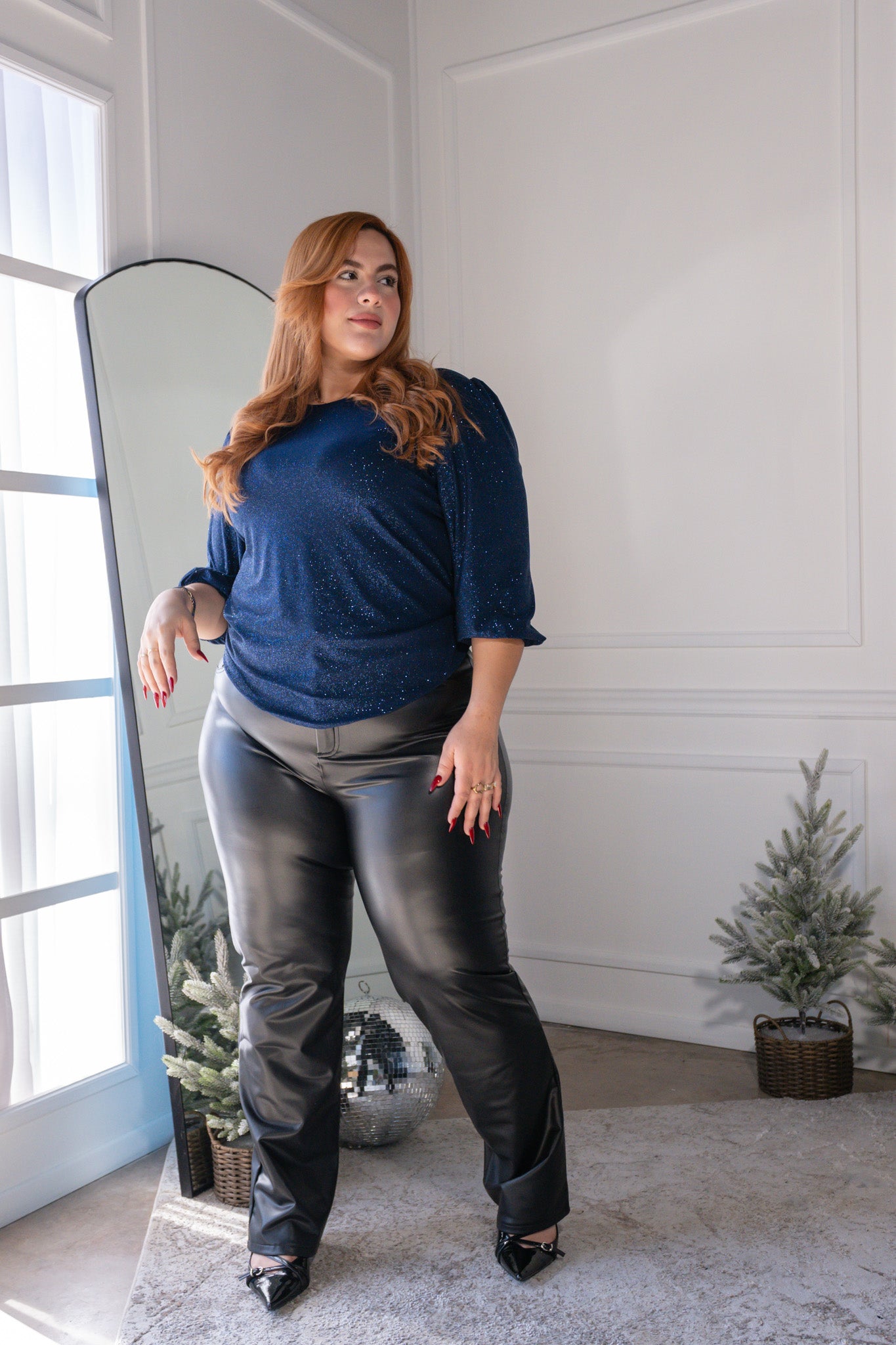 Pantalon recto cuero neg