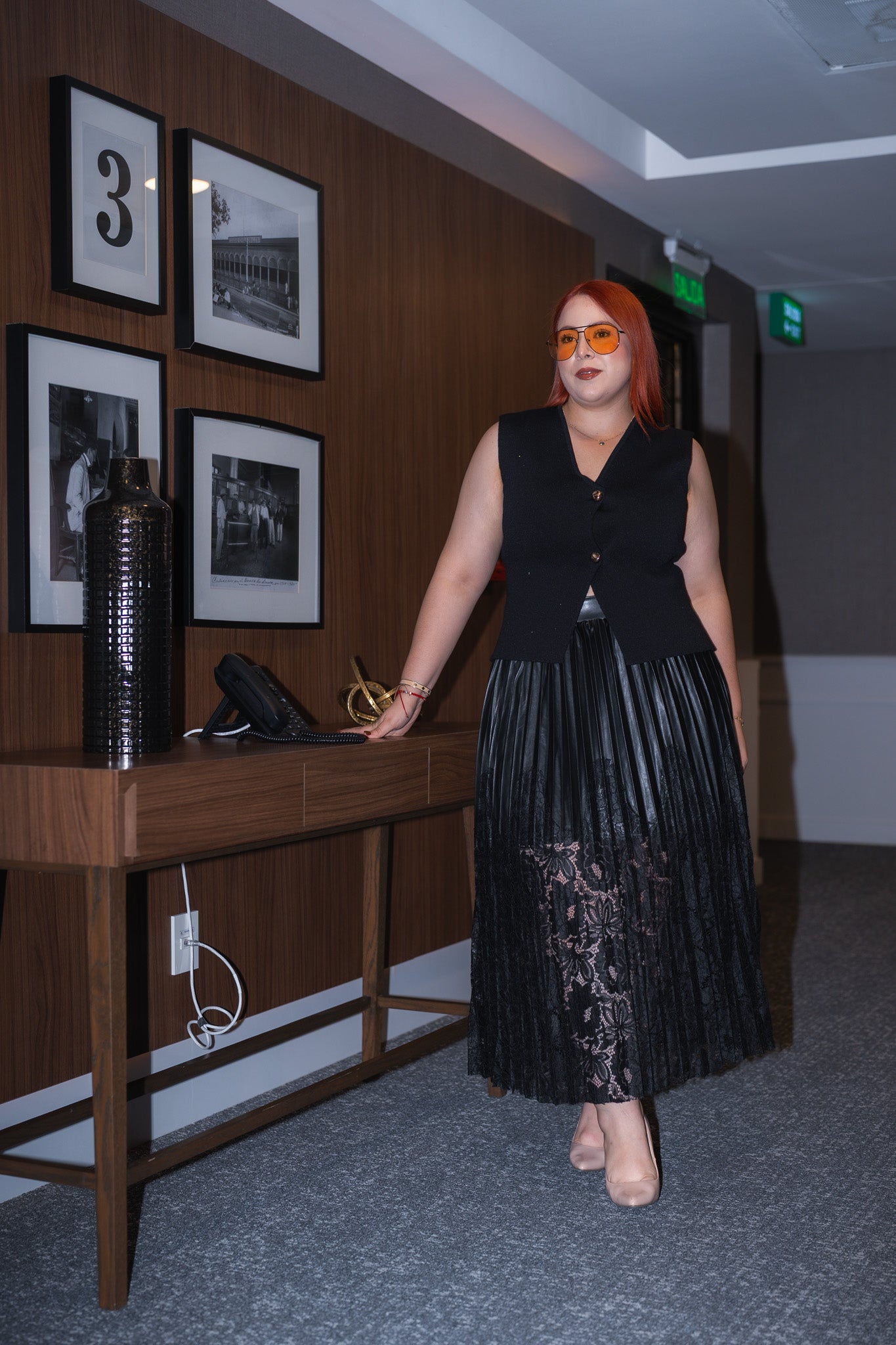 Falda plisada con encaje