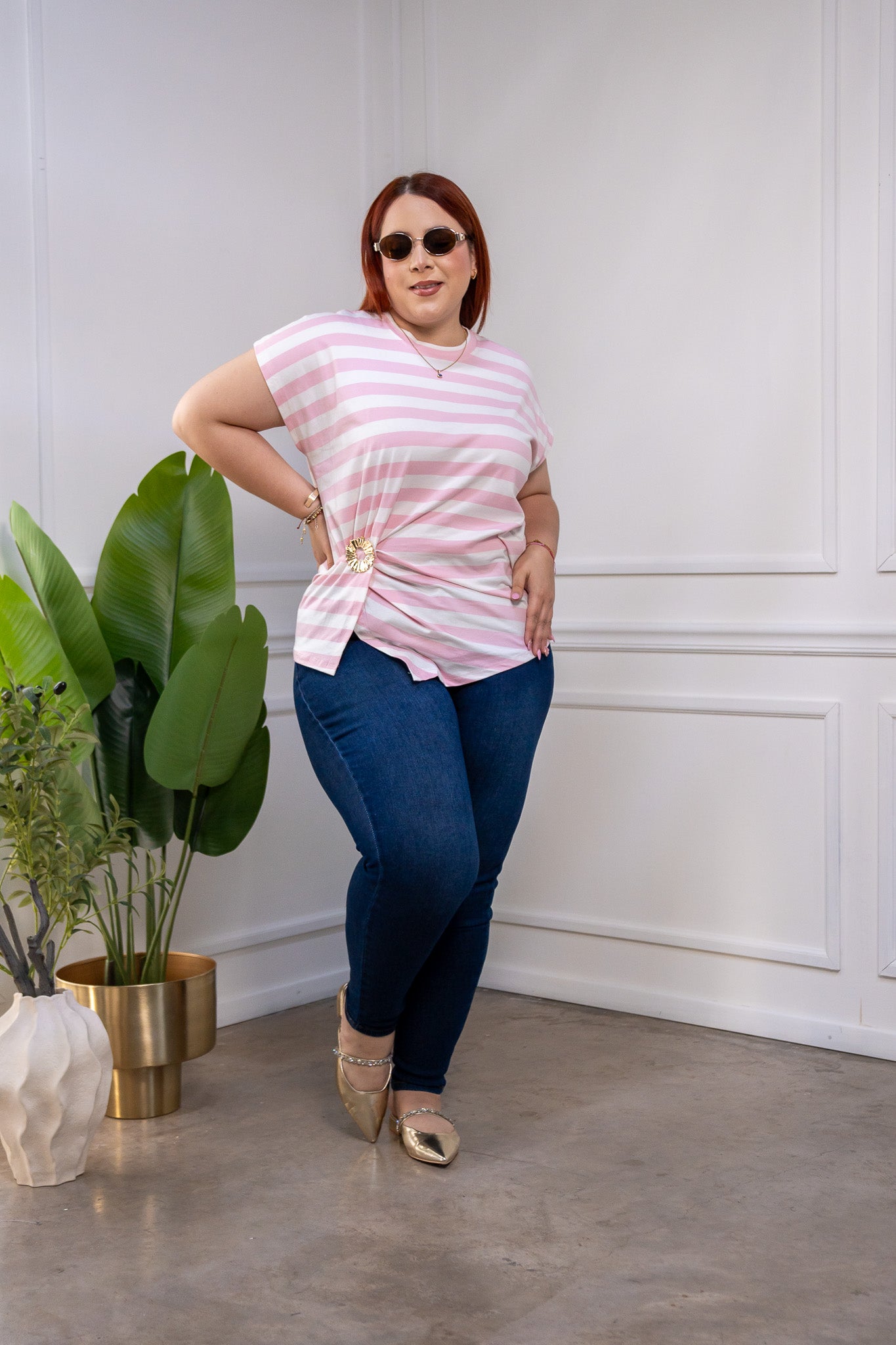 Blusa raya c/aplicación rosa