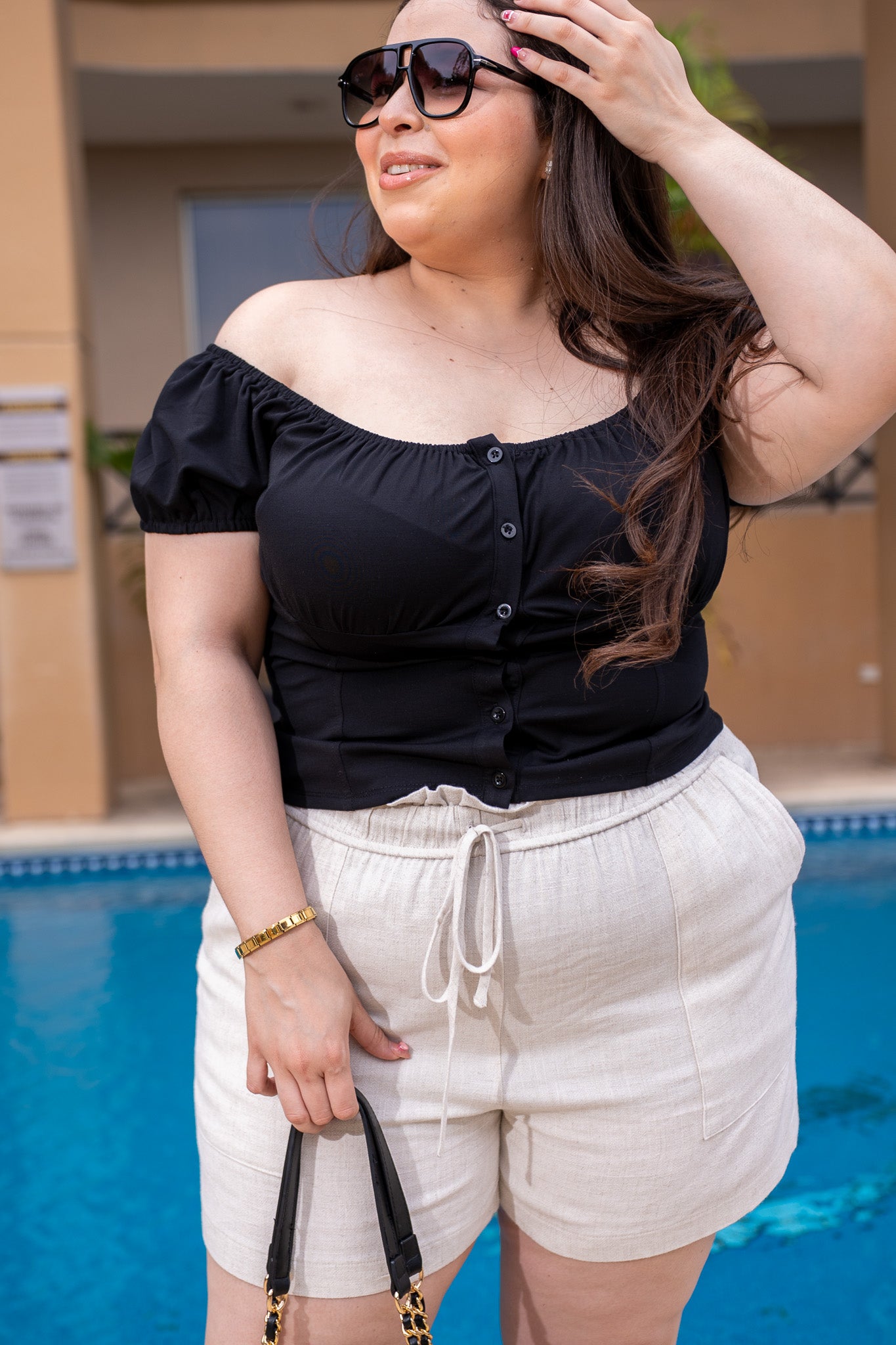 Blusa crop lisa negra