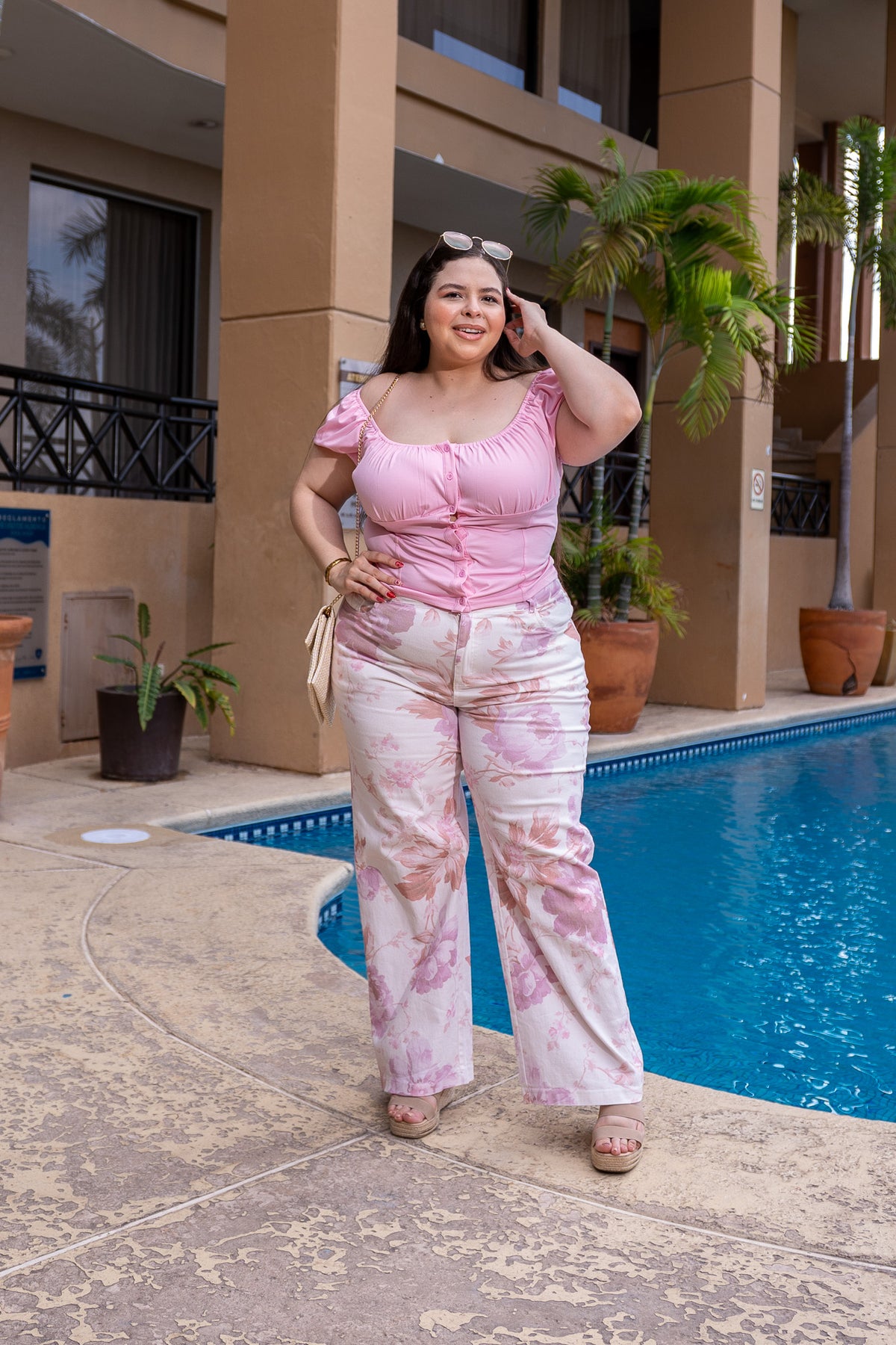 BLUSA CROP LISA ROSA – COLETTE CURVE