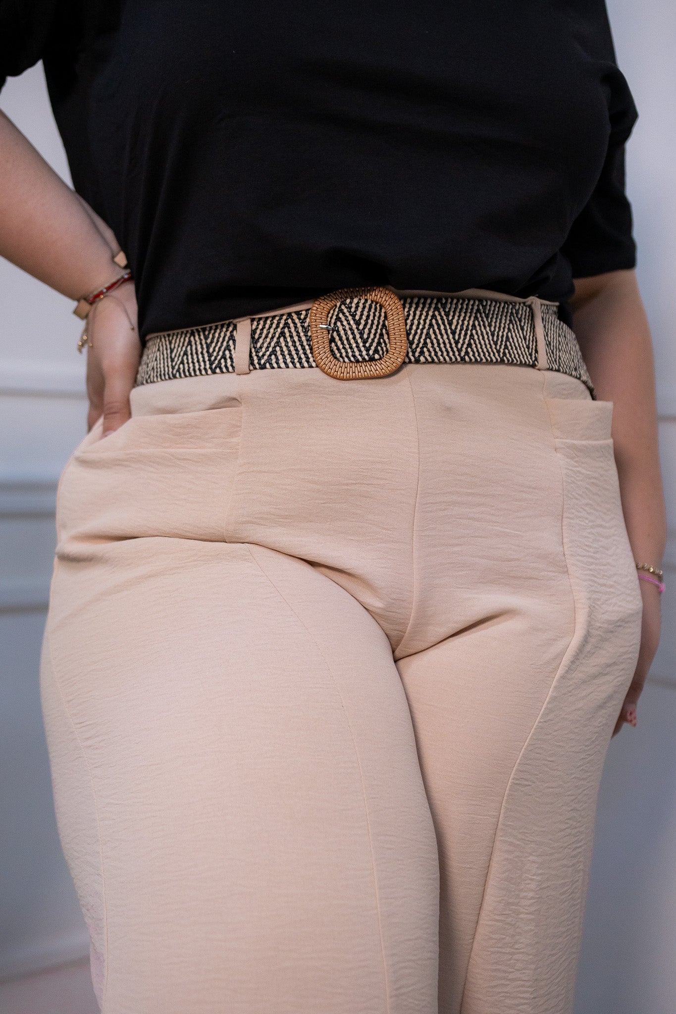 Pantalon bei casual holgado cintura elastica y bolsillos para oficina, playa. Incluye cinto