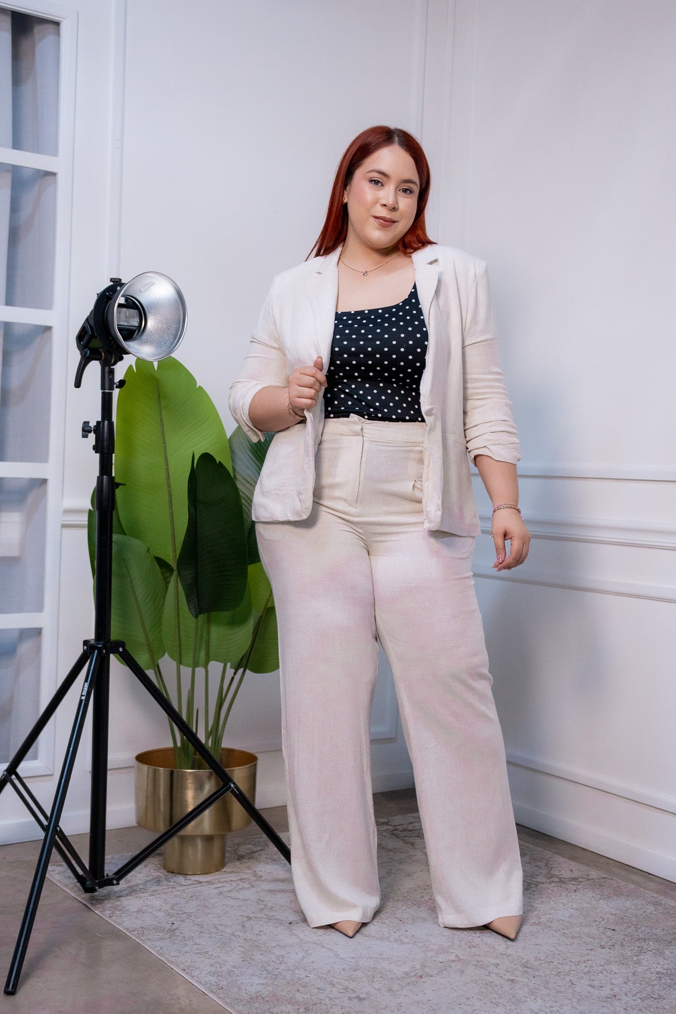 Conjunto Curvy Blazer y Pantalón Lino Minimalista Elegante