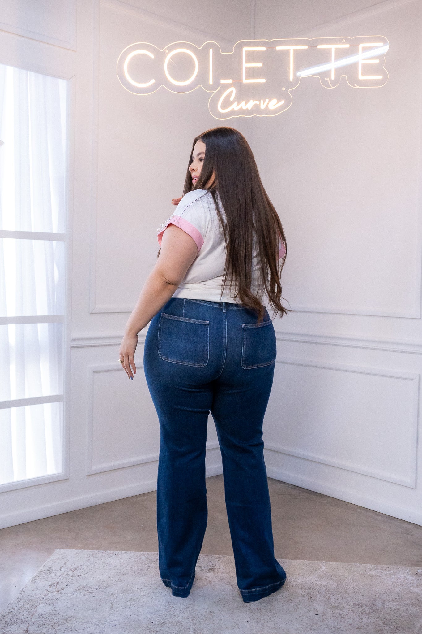 Jeans Curvy Recto Oscuro Tiro Alto Stretch Realza Curvas