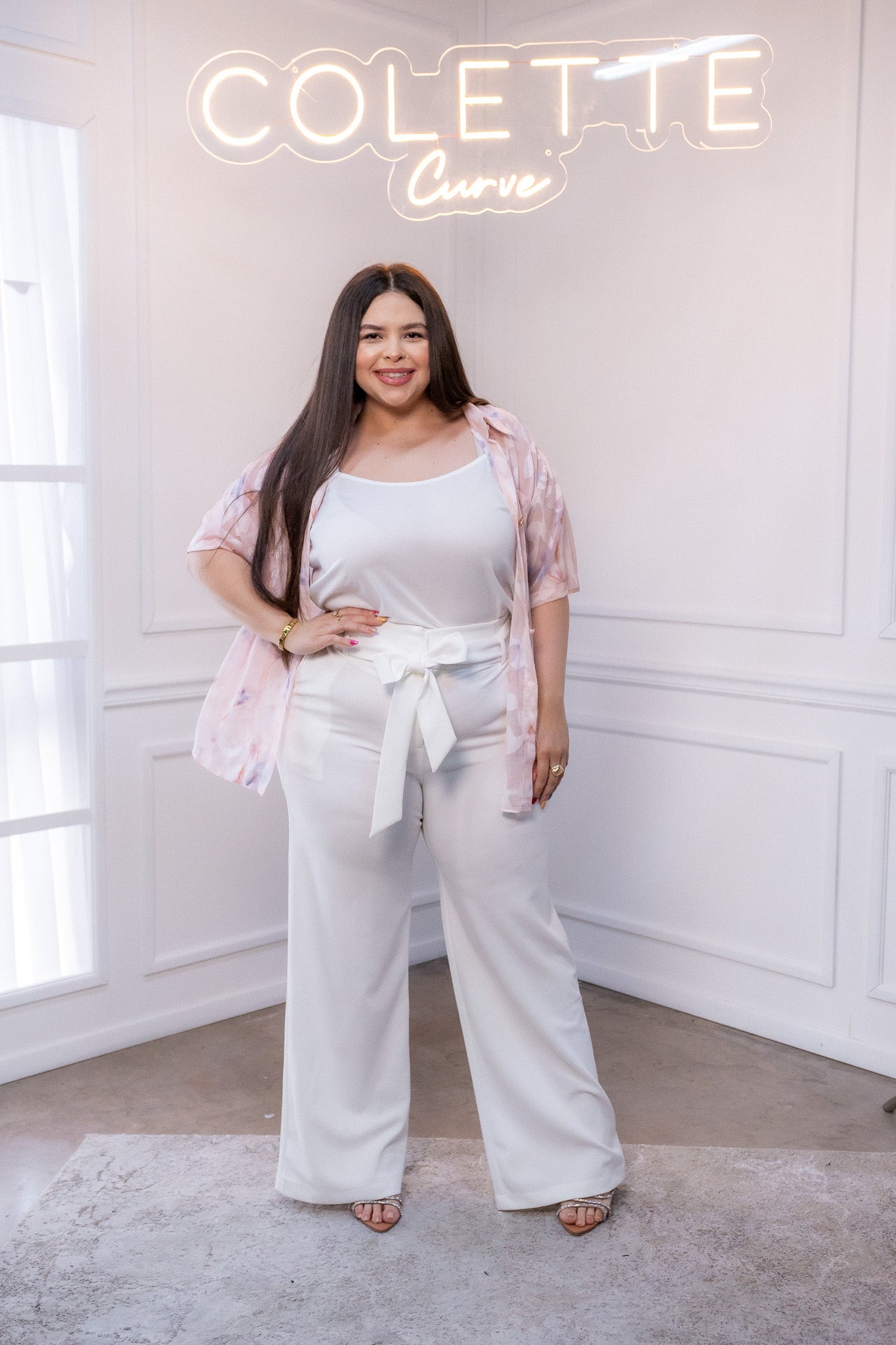 Pantalón Palazzo Blanco Curvy con Cinturón de Lazo | Tiro Alto