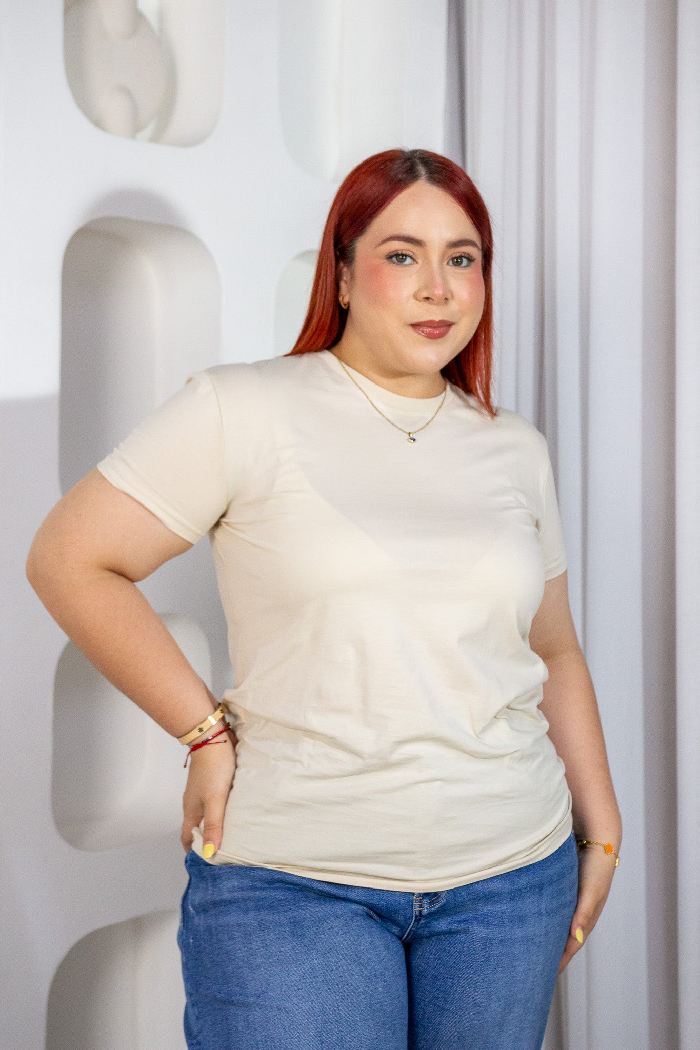 Playera Curvy Cuello Redondo Manga Corta Básica Beige