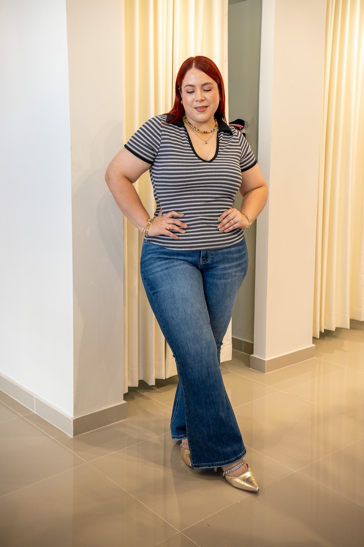 Blusa cuello V rayada